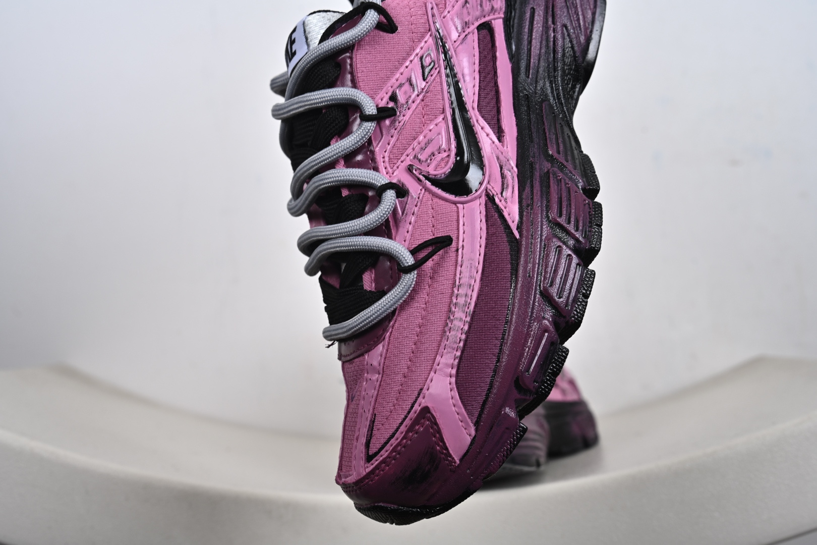 280 Nike INITIATOR RNR 复古做旧 解构绑带 舒适百搭防滑耐磨 低帮跑步鞋 394055-100-Chinese UA Cheap High Quatity Brand Clothes Bags handbags Sneakers wholesale wholesaler seller from China Factory suppliers Fashion Clothing Shoes best Quality Beautiful Price 280 Nike INITIATOR RNR 复古做旧 解构绑带 舒适百搭防滑耐磨 低帮跑步鞋 394055-100