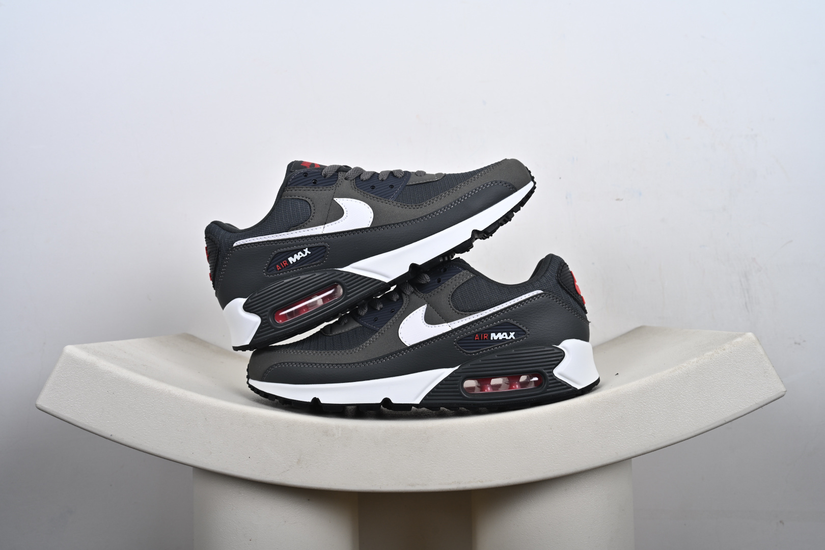 Air Max 90小气垫运动鞋 融合经典设计线条和丰富材质 FZ7186-100 HQ3828-200 CN8490-003 001 DM0029-007 Air Max 90小气垫运动鞋 融合经典设计线条和丰富材质 FZ7186-100 HQ3828-200 CN8490-003 001 DM0029-007