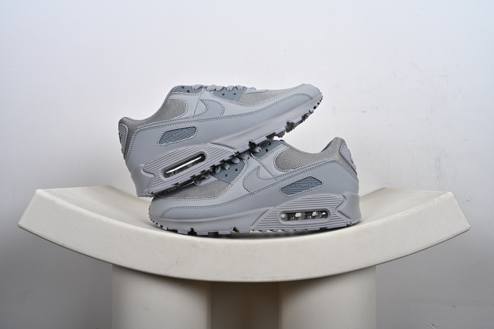 Air Max 90小气垫运动鞋 融合经典设计线条和丰富材质 FZ7186-100 HQ3828-200 CN8490-003 001 DM0029-007 Air Max 90小气垫运动鞋 融合经典设计线条和丰富材质 FZ7186-100 HQ3828-200 CN8490-003 001 DM0029-007