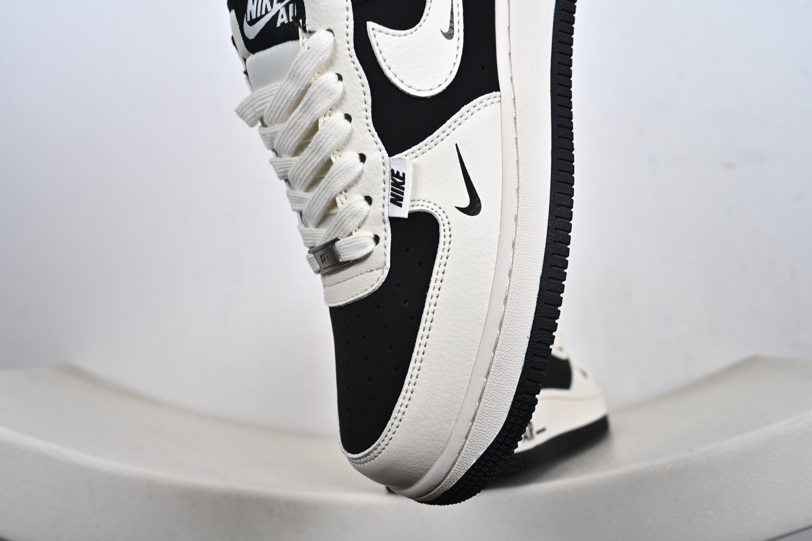 NIke Air Force 1 '07 Low 空军一号低帮 运动鞋 休闲鞋 XD9314-613 NIke Air Force 1 '07 Low 空军一号低帮 运动鞋 休闲鞋 XD9314-613