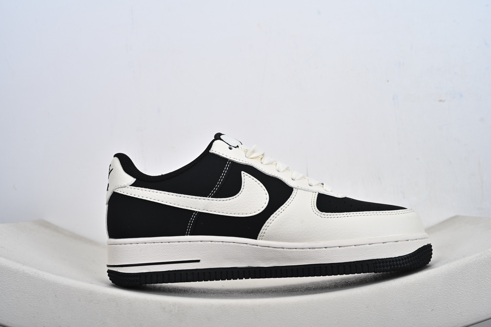 NIke Air Force 1 '07 Low 空军一号低帮 运动鞋 休闲鞋 XD9314-613 NIke Air Force 1 '07 Low 空军一号低帮 运动鞋 休闲鞋 XD9314-613
