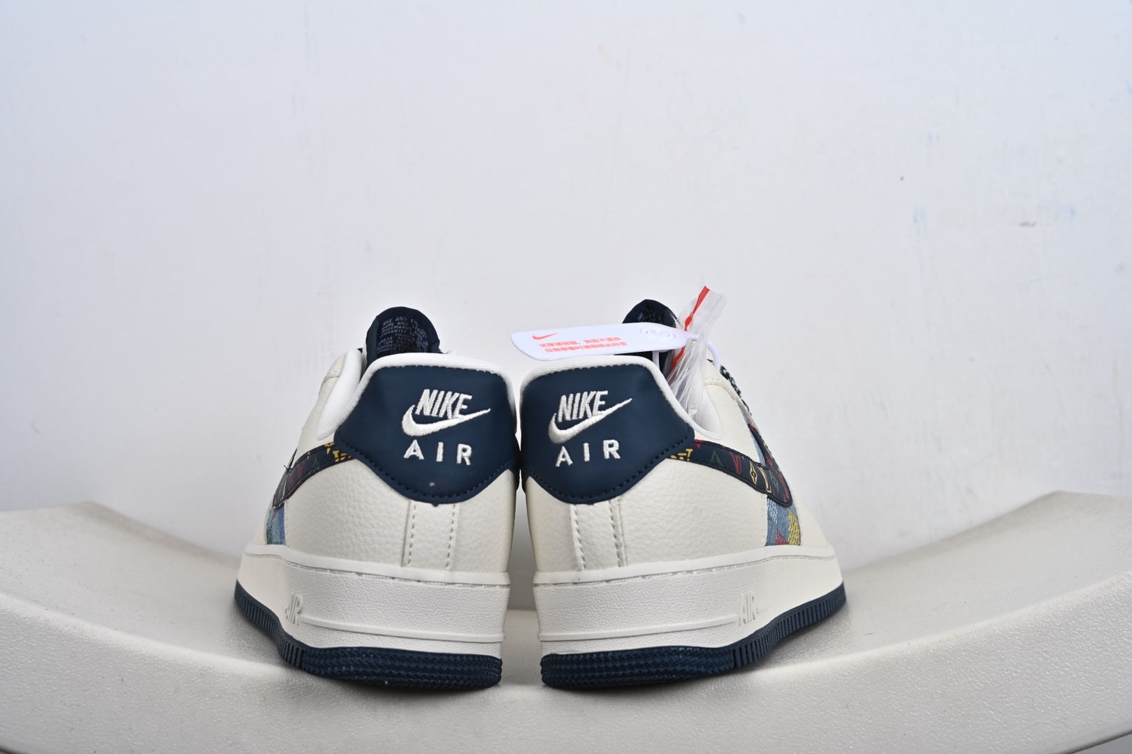 Nike Air Force 1 '07 Low “LV联名——米蓝彩色印花”空军一号 高端定制 低帮 运动鞋 休闲鞋 LD1999-005 Nike Air Force 1 '07 Low “LV联名——米蓝彩色印花”空军一号 高端定制 低帮 运动鞋 休闲鞋 LD1999-005