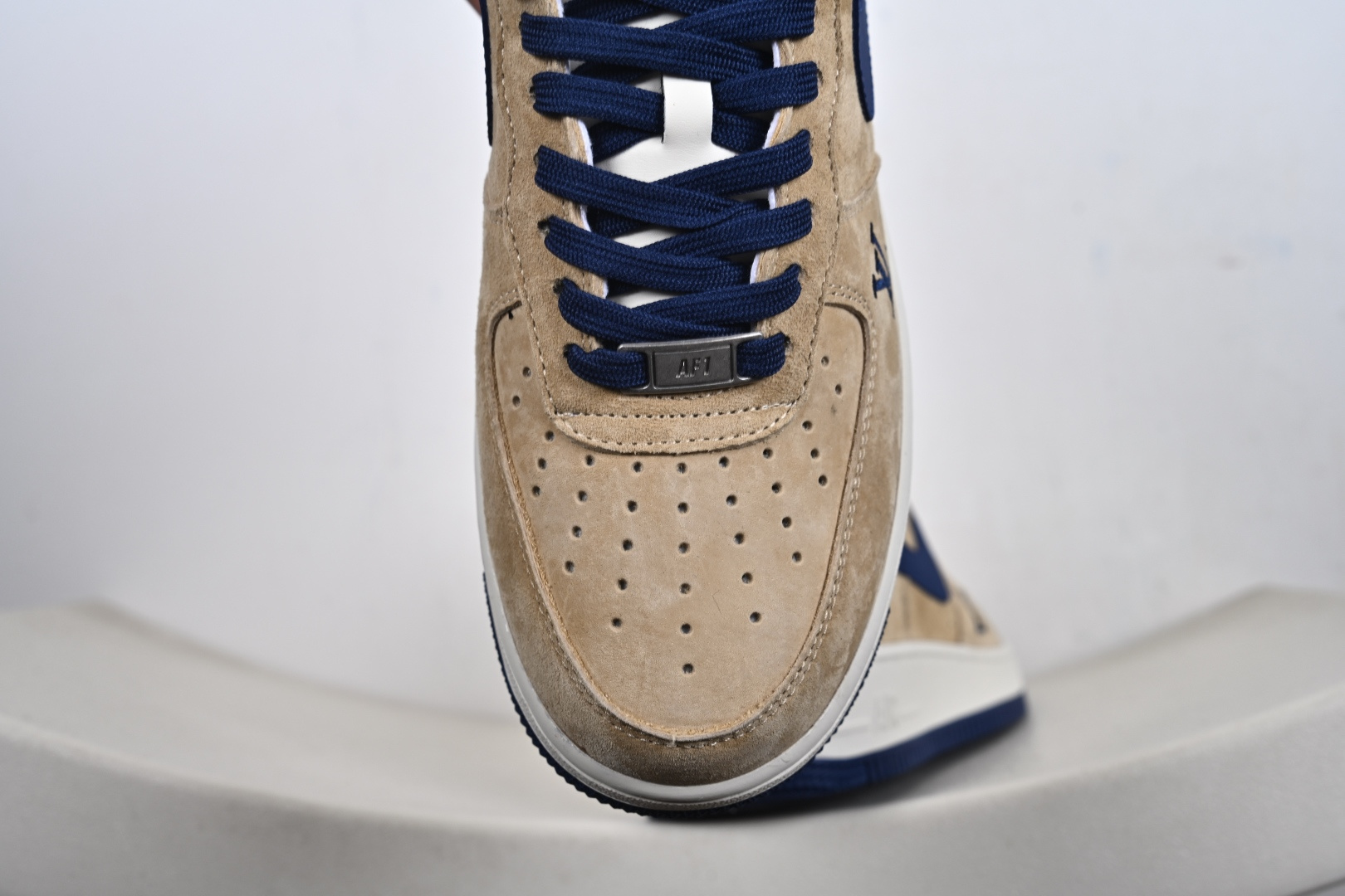 Nike Air Force 1 Low LV联名 FQ3545-300 Nike Air Force 1 Low LV联名 FQ3545-300