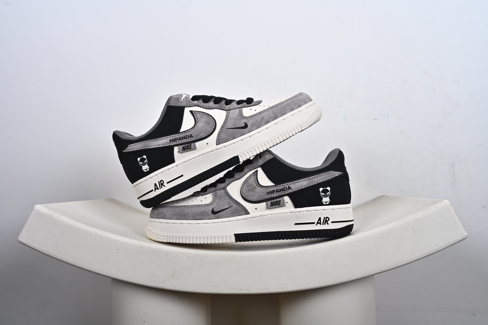 Nike Air Force 1’07 Low 联名款 空军一号低帮休闲板鞋 XD9314-611 Nike Air Force 1’07 Low 联名款 空军一号低帮休闲板鞋 XD9314-611
