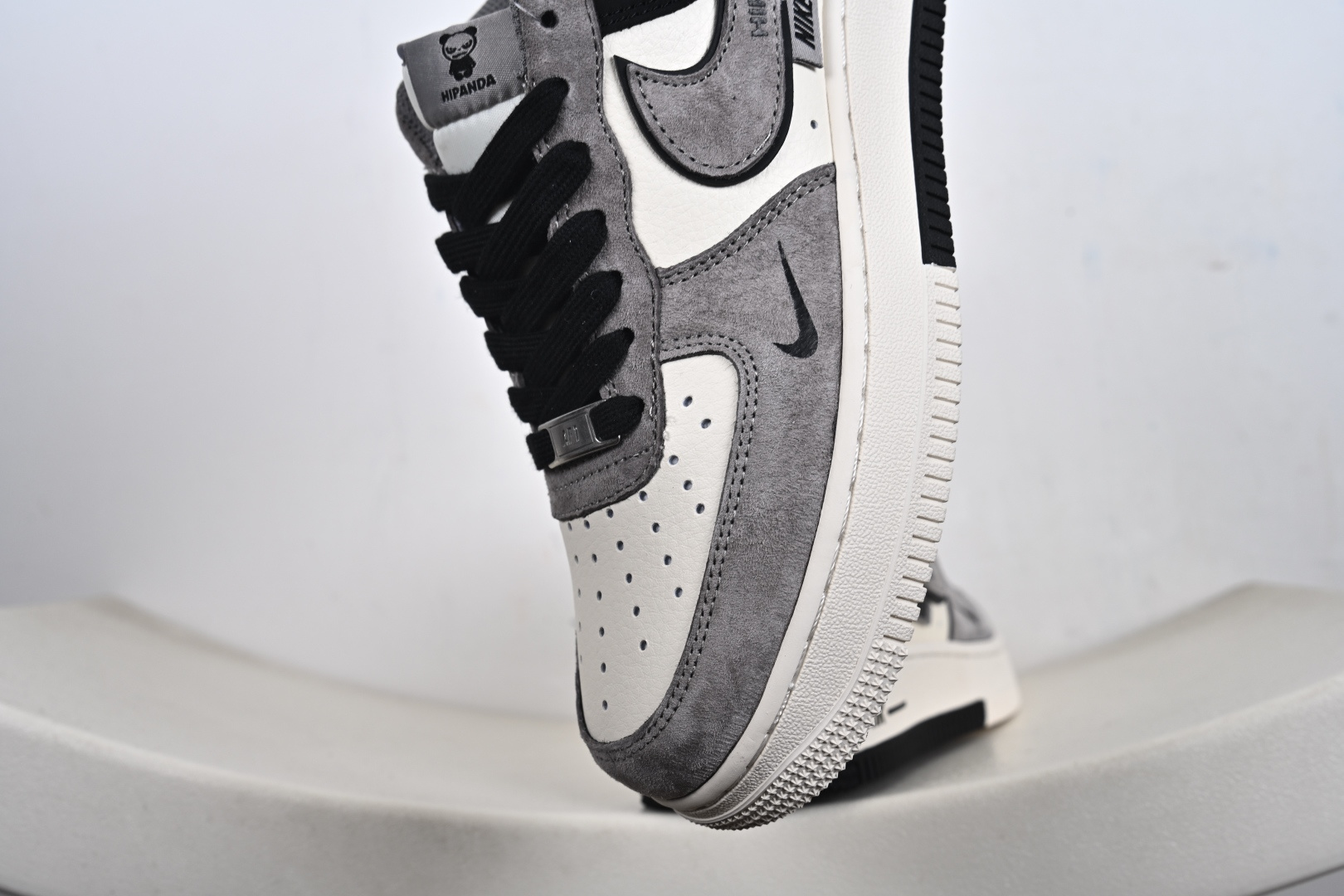 Nike Air Force 1'07 Low 联名款 空军一号低帮休闲板鞋 XD9314-611 Nike Air Force 1'07 Low 联名款 空军一号低帮休闲板鞋 XD9314-611