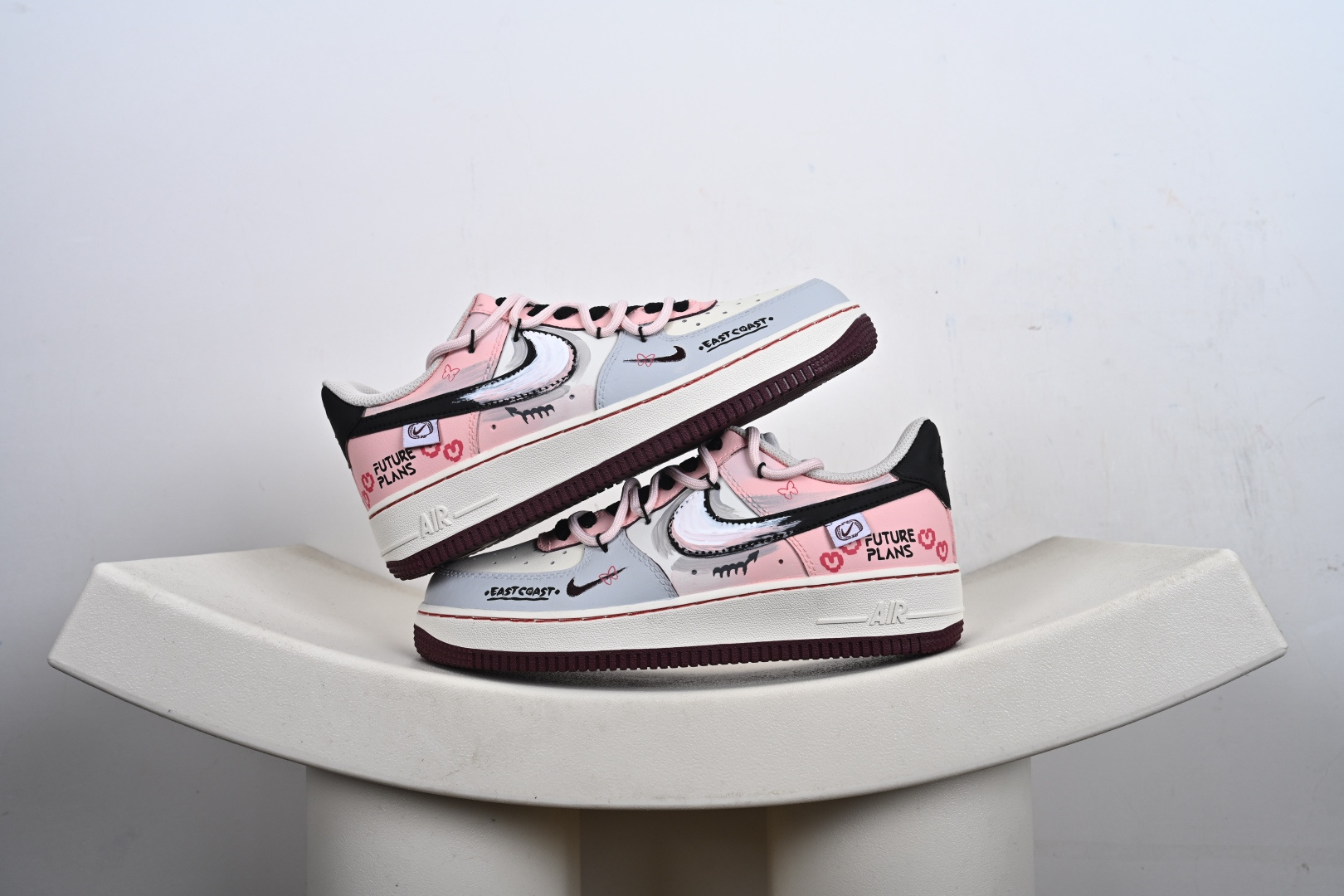 定制版 手绘涂鸦“甜酷企划”Nike Air Force 1 “Sweet & Cool Project”空军一号定制板鞋 FB1839-125 定制版 手绘涂鸦“甜酷企划”Nike Air Force 1 “Sweet & Cool Project”空军一号定制板鞋 FB1839-125