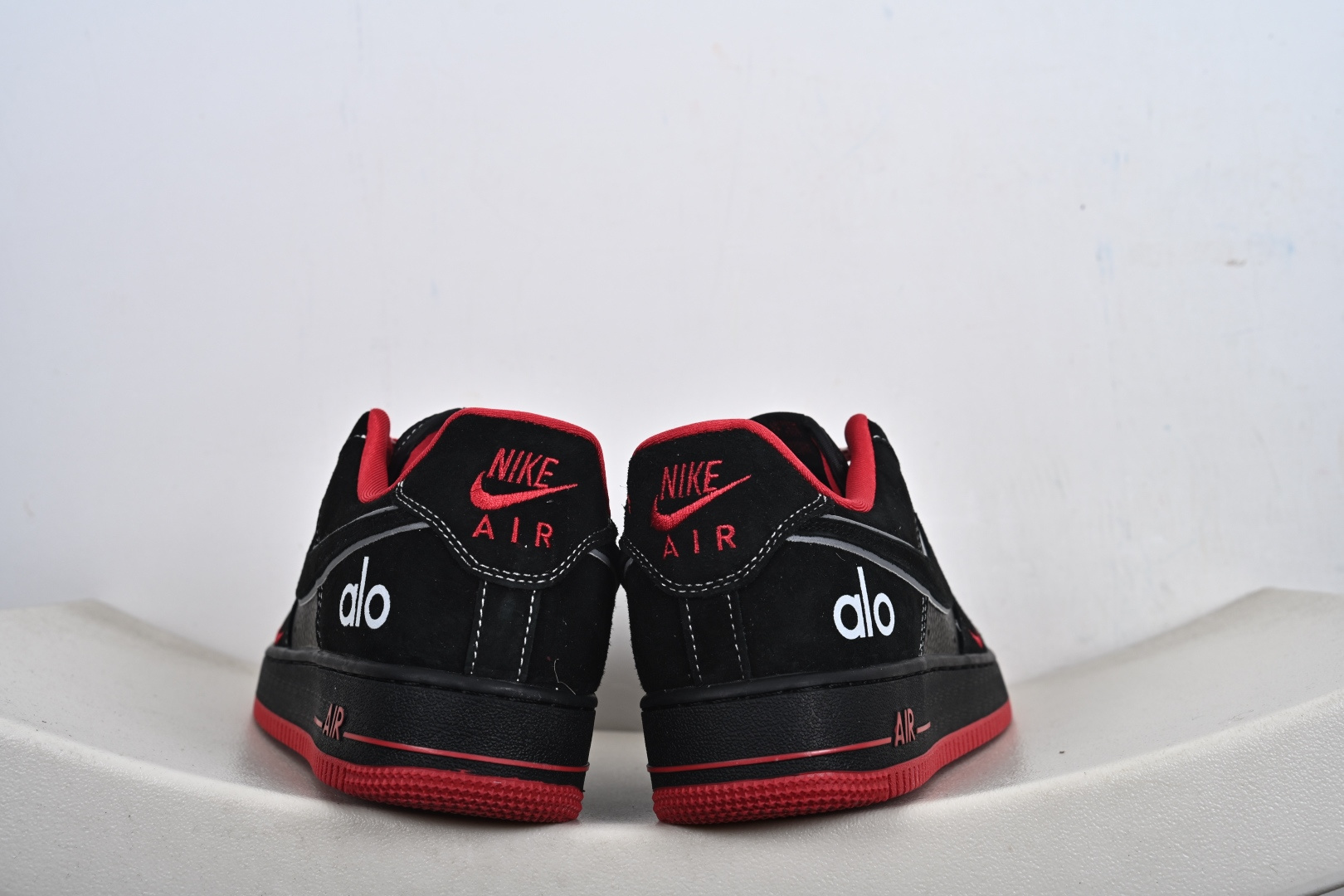 NIke Air Force 1 '07 Low 空军一号低帮 运动鞋 休闲鞋 SS1979-009 NIke Air Force 1 '07 Low 空军一号低帮 运动鞋 休闲鞋 SS1979-009
