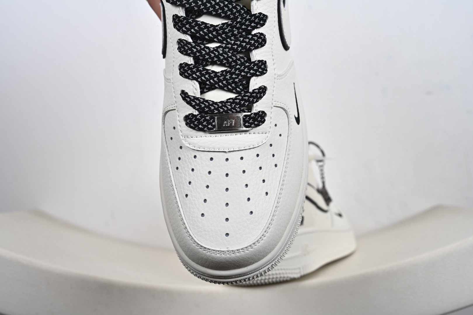 定制版 NK Air Force 1 '07 Low “NK联名--米黑反光满天星 ”空军一号 低帮 运动鞋 CS5288-051
