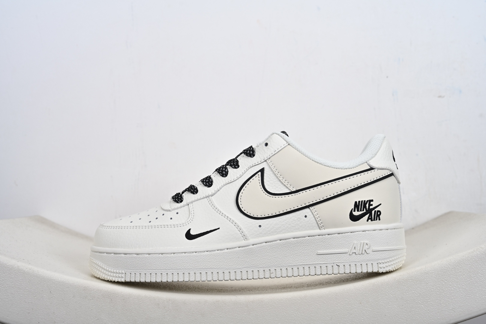 定制版 NK Air Force 1 '07 Low “NK联名--米黑反光满天星 ”空军一号 低帮 运动鞋 CS5288-051