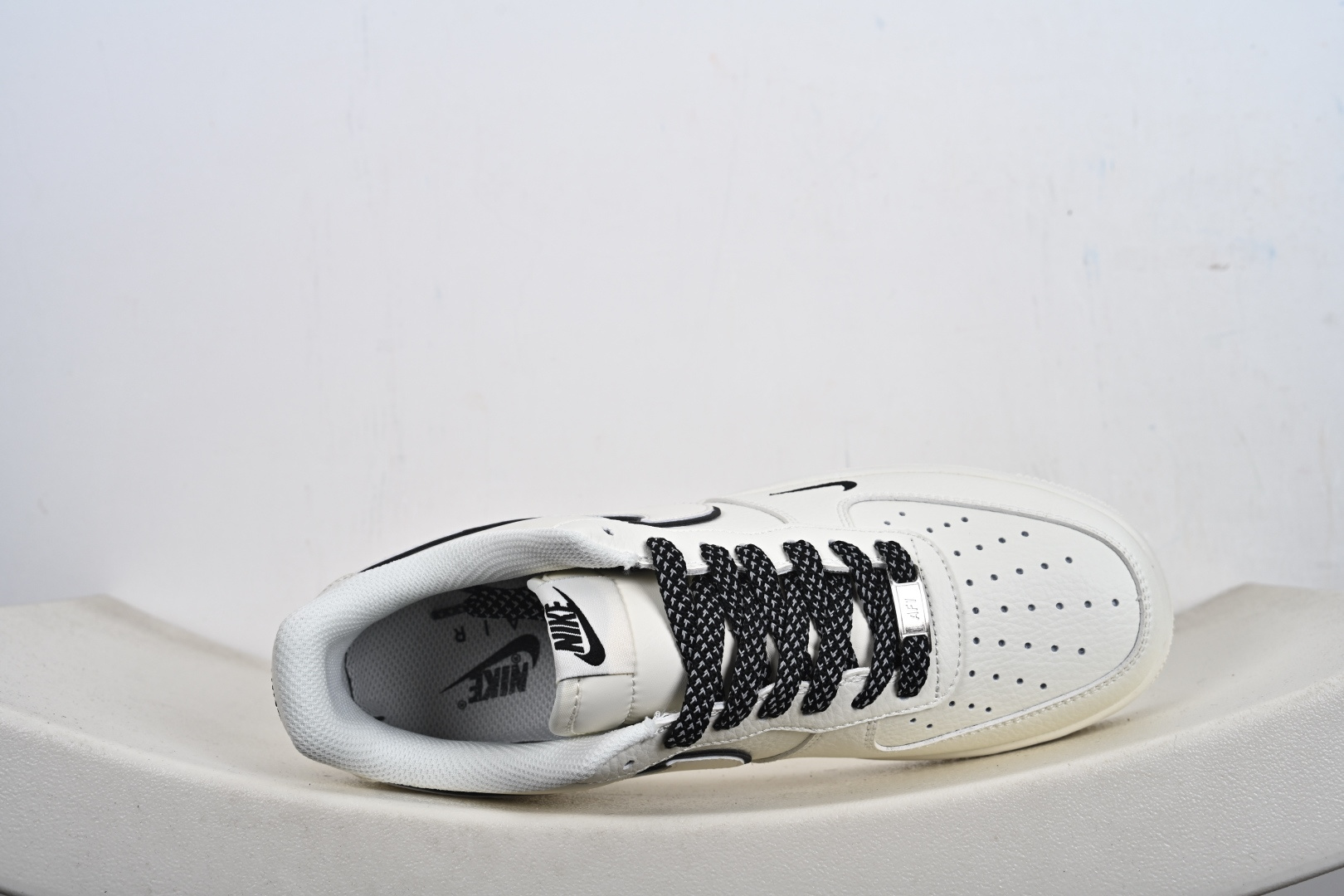 定制版 NK Air Force 1 '07 Low “NK联名--米黑反光满天星 ”空军一号 低帮 运动鞋 CS5288-051