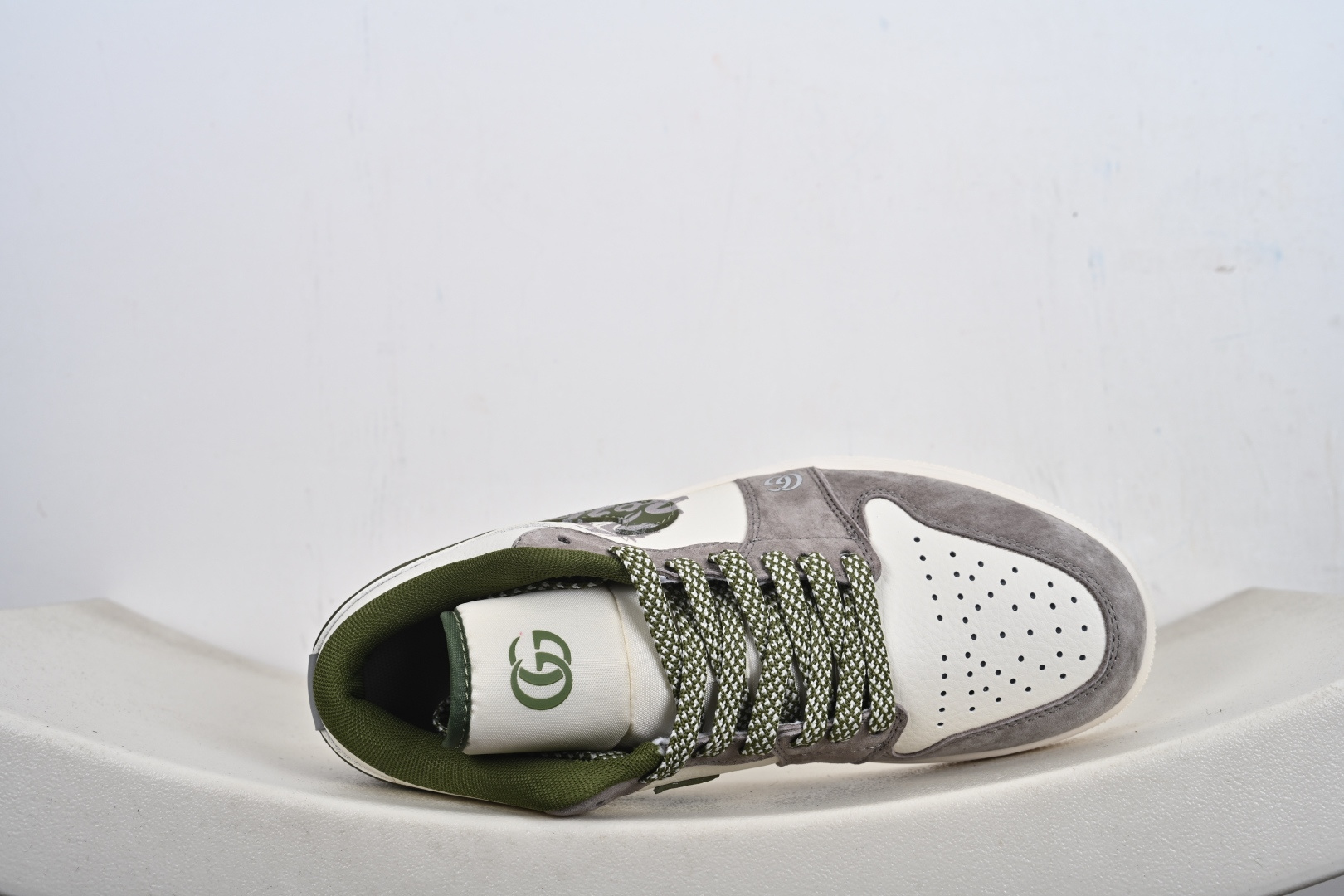 定制版 Air Jordan 1 Low AJ1 乔1 马年限定 古驰联名 高端定制 低帮复古篮球鞋 XX2606-006 定制版 Air Jordan 1 Low AJ1 乔1 马年限定 古驰联名 高端定制 低帮复古篮球鞋 XX2606-006