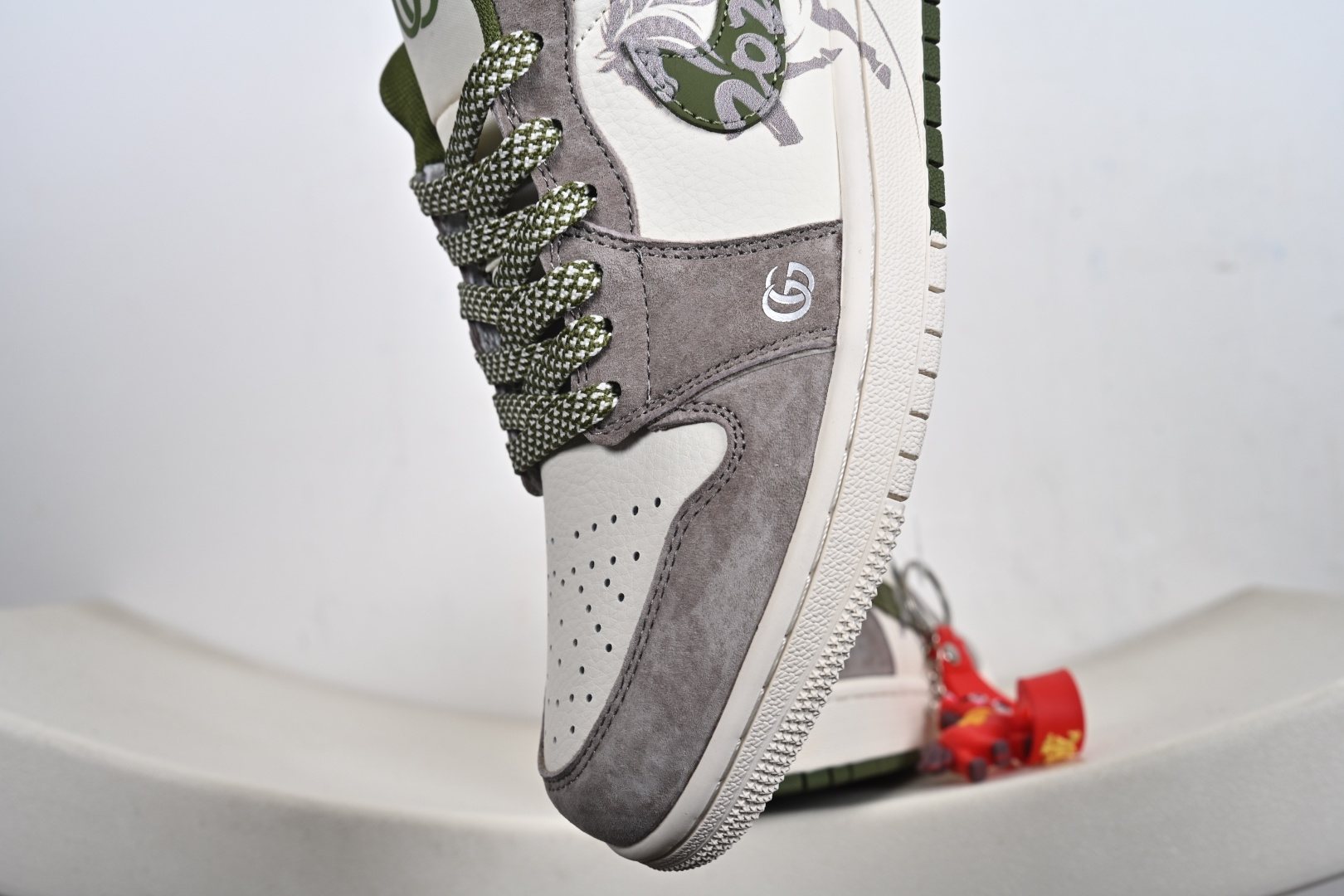 定制版 Air Jordan 1 Low AJ1 乔1 马年限定 古驰联名 高端定制 低帮复古篮球鞋 XX2606-006 定制版 Air Jordan 1 Low AJ1 乔1 马年限定 古驰联名 高端定制 低帮复古篮球鞋 XX2606-006