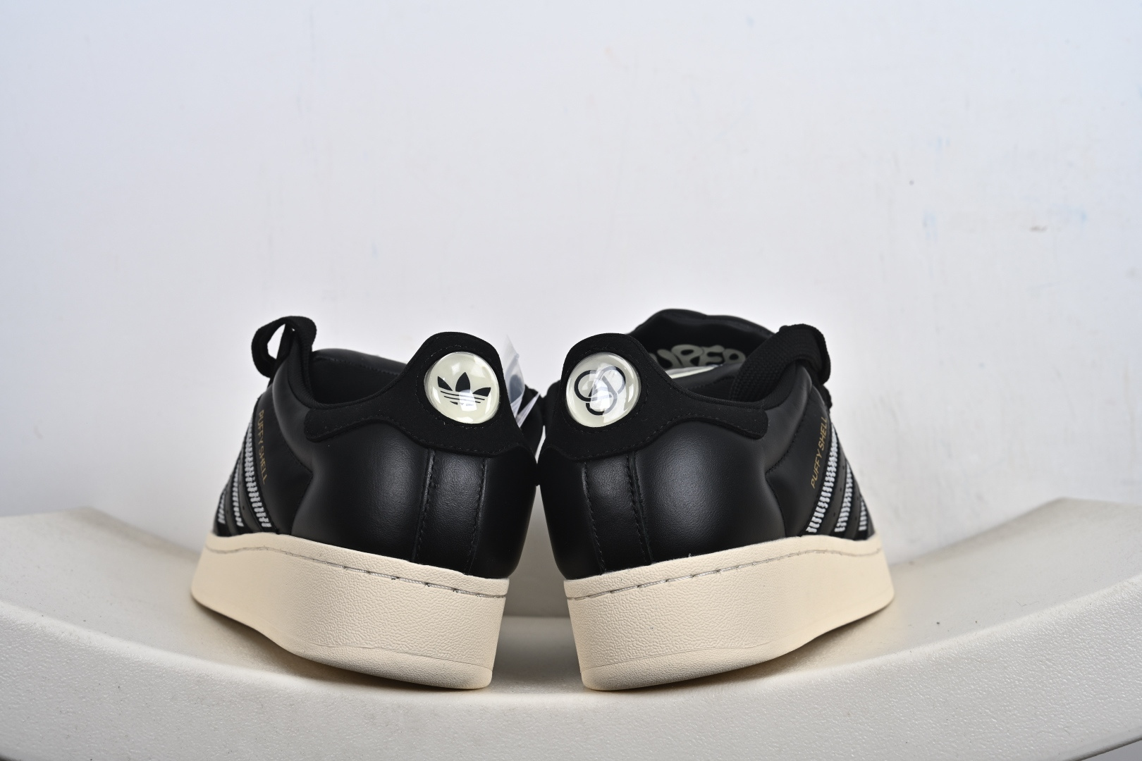 Gali x Adidas Originals Superstar Puffy Shell 联名款 贝壳头厚底休闲板鞋 KJ6976-Top High Quatity Cheap Sneakers Fashion Clothing Clothes Bags handbags Shoes of all Brand wholesale With The best Quality And Beautiful Price from China Factory Chinese suppliers wholesaler seller Gali x Adidas Originals Superstar Puffy Shell 联名款 贝壳头厚底休闲板鞋 KJ6976