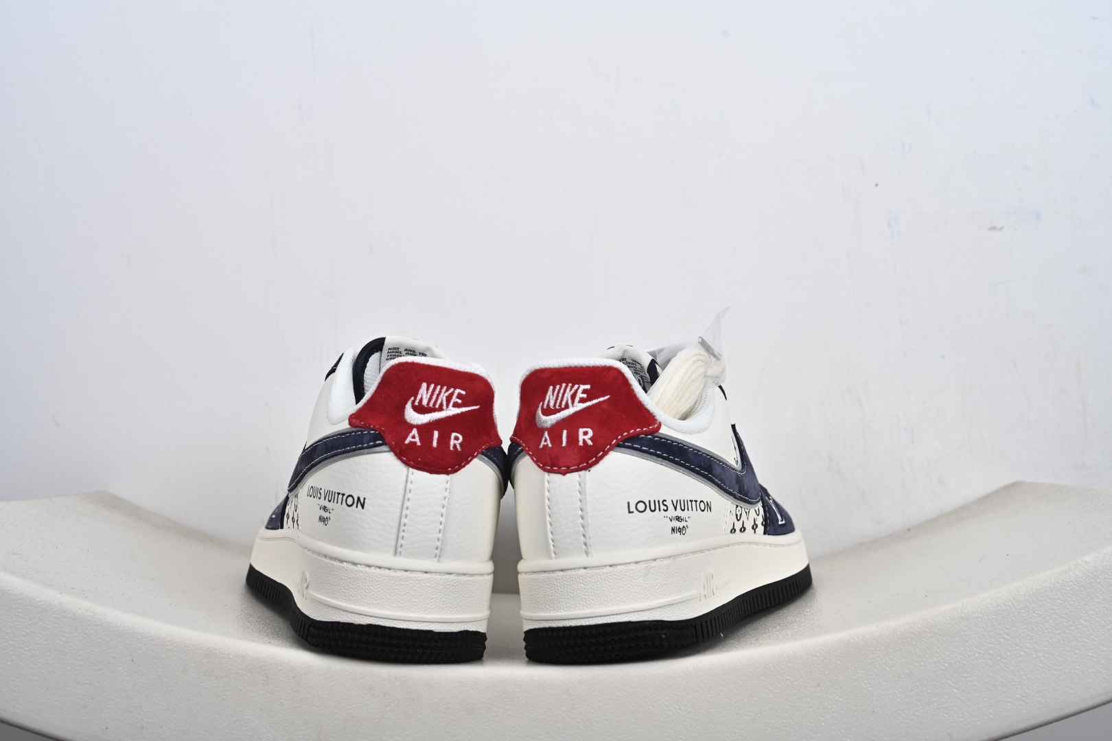 定制版 Nike Air Force 1'07 Low LV联名 空军一号低帮休闲板鞋 KD6699-F07 定制版 Nike Air Force 1'07 Low LV联名 空军一号低帮休闲板鞋 KD6699-F07