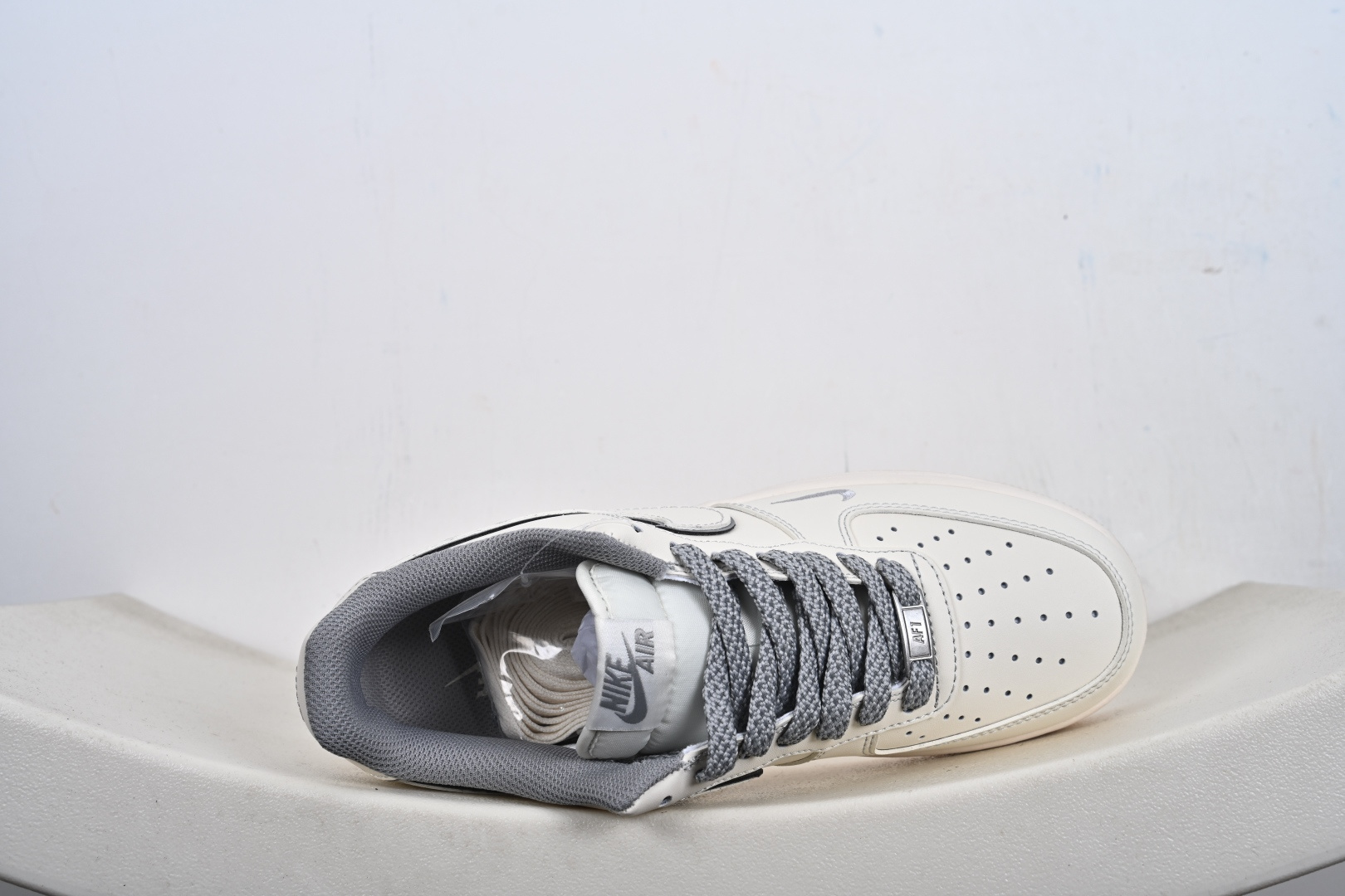 Nike Air Force 1 '07 Low 空军一号低帮休闲运动板鞋 SM6668-133 Nike Air Force 1 '07 Low 空军一号低帮休闲运动板鞋 SM6668-133