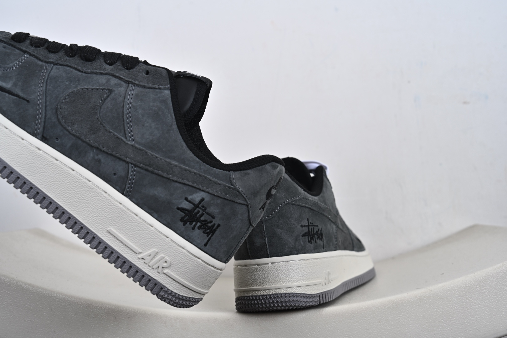 Nike Air Force 1 Low 斯图西联名 DV5477-401 Nike Air Force 1 Low 斯图西联名 DV5477-401