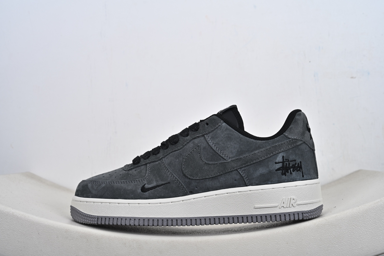 Nike Air Force 1 Low 斯图西联名 DV5477-401 Nike Air Force 1 Low 斯图西联名 DV5477-401