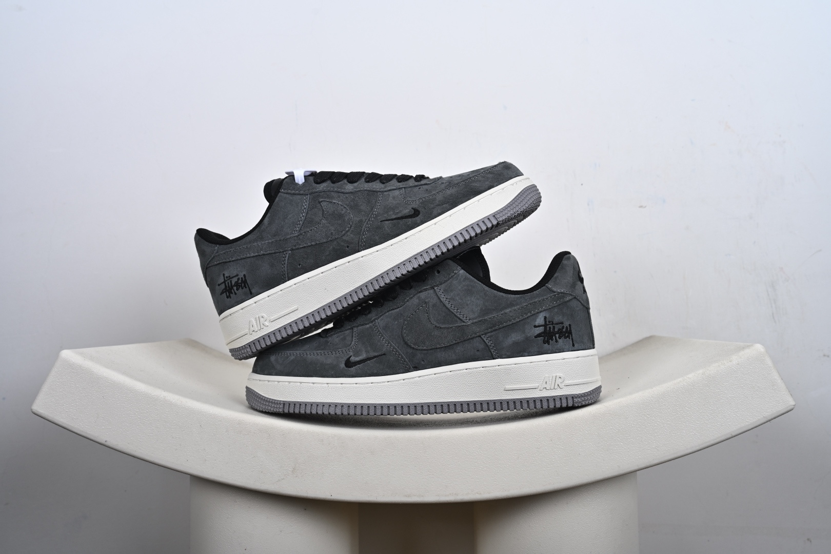 Nike Air Force 1 Low 斯图西联名 DV5477-401 Nike Air Force 1 Low 斯图西联名 DV5477-401