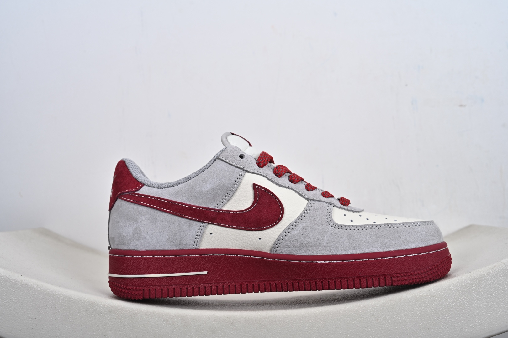 Nike Air Force 1 Low 斯图西联名 JP8028-076 Nike Air Force 1 Low 斯图西联名 JP8028-076