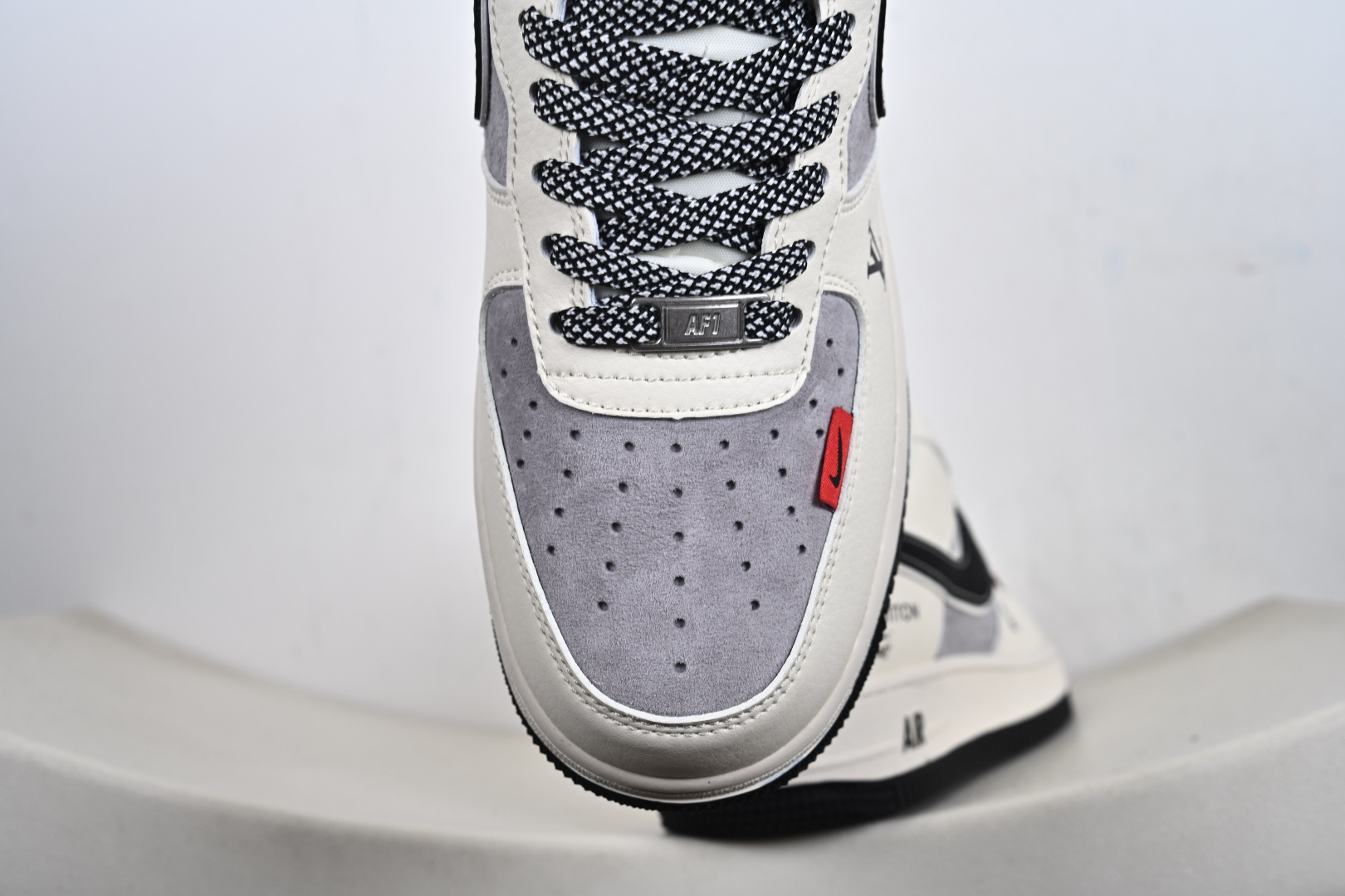 Nike Air Force 1'07 Low 联名 黑灰麂皮 空军一号低帮休闲板鞋 XD9314-619 Nike Air Force 1'07 Low 联名 黑灰麂皮 空军一号低帮休闲板鞋 XD9314-619