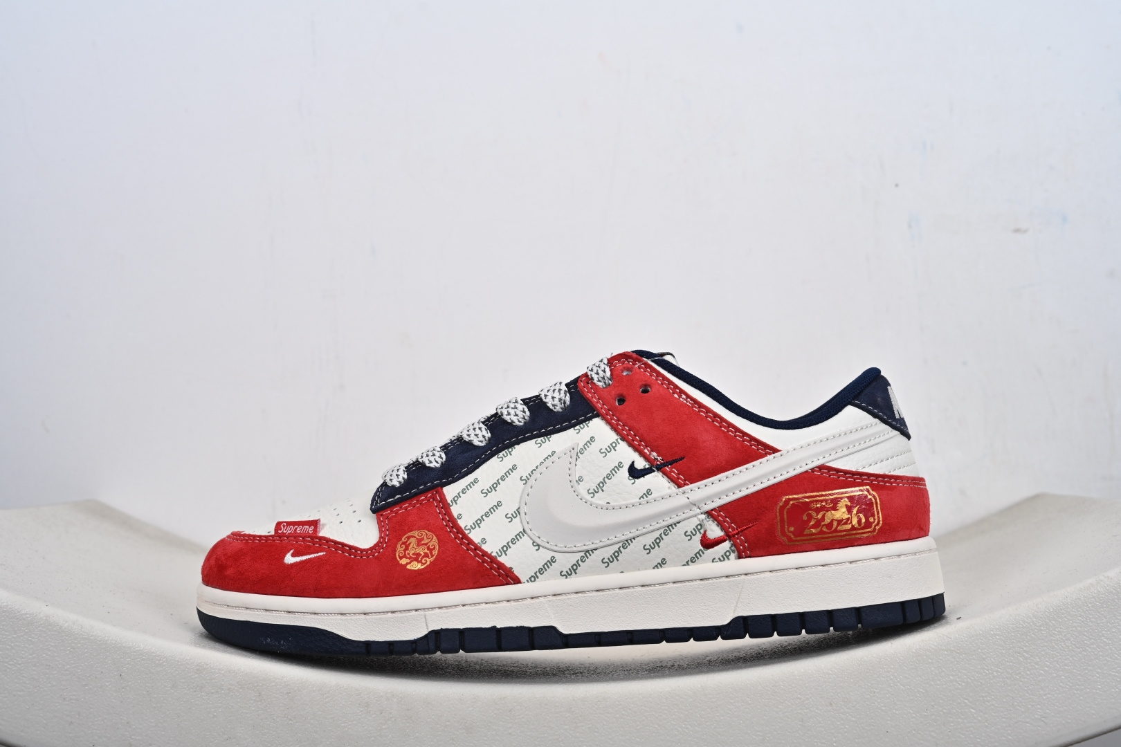 Nike SB Dunk Low Supreme联名 马年限定 周年高端定制 低帮休闲板鞋 FC7688-209