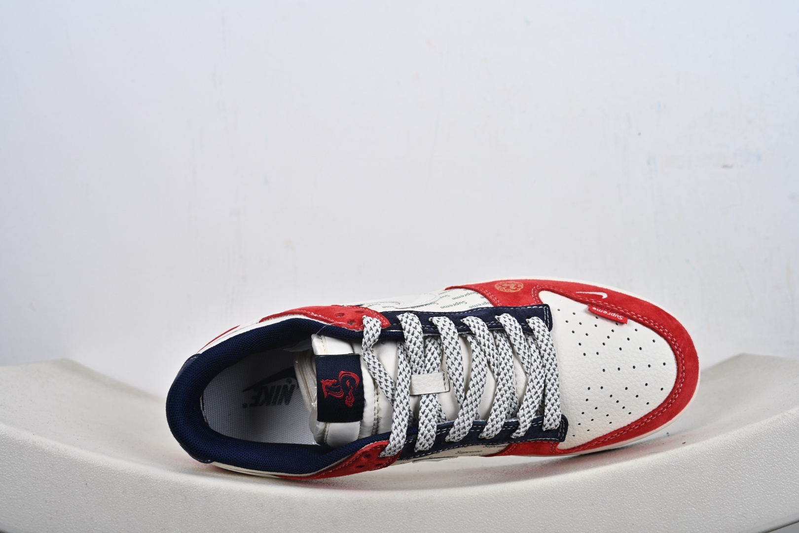 Nike SB Dunk Low Supreme联名 马年限定 周年高端定制 低帮休闲板鞋 FC7688-209