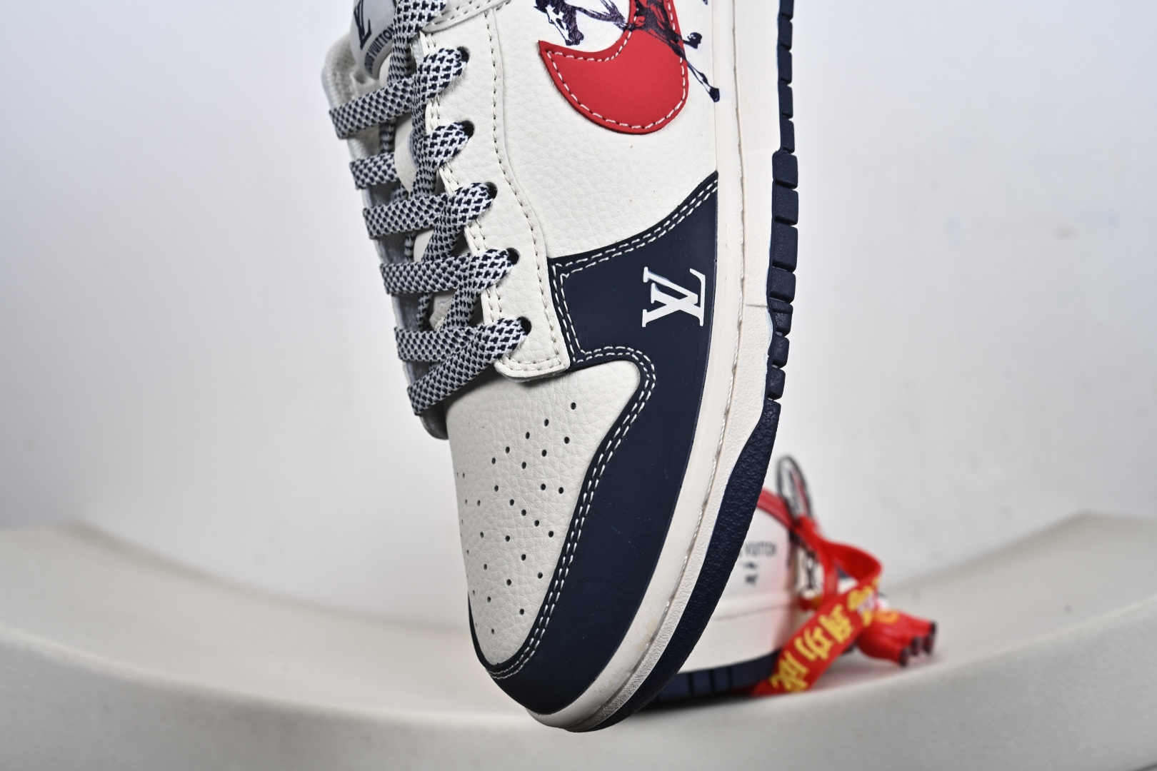 Nike Air Jordan 1 Low 马年限定 定制AJ联名-高端定制 低帮复古文化板鞋 JJ3508-563 Nike Air Jordan 1 Low 马年限定 定制AJ联名-高端定制 低帮复古文化板鞋 JJ3508-563