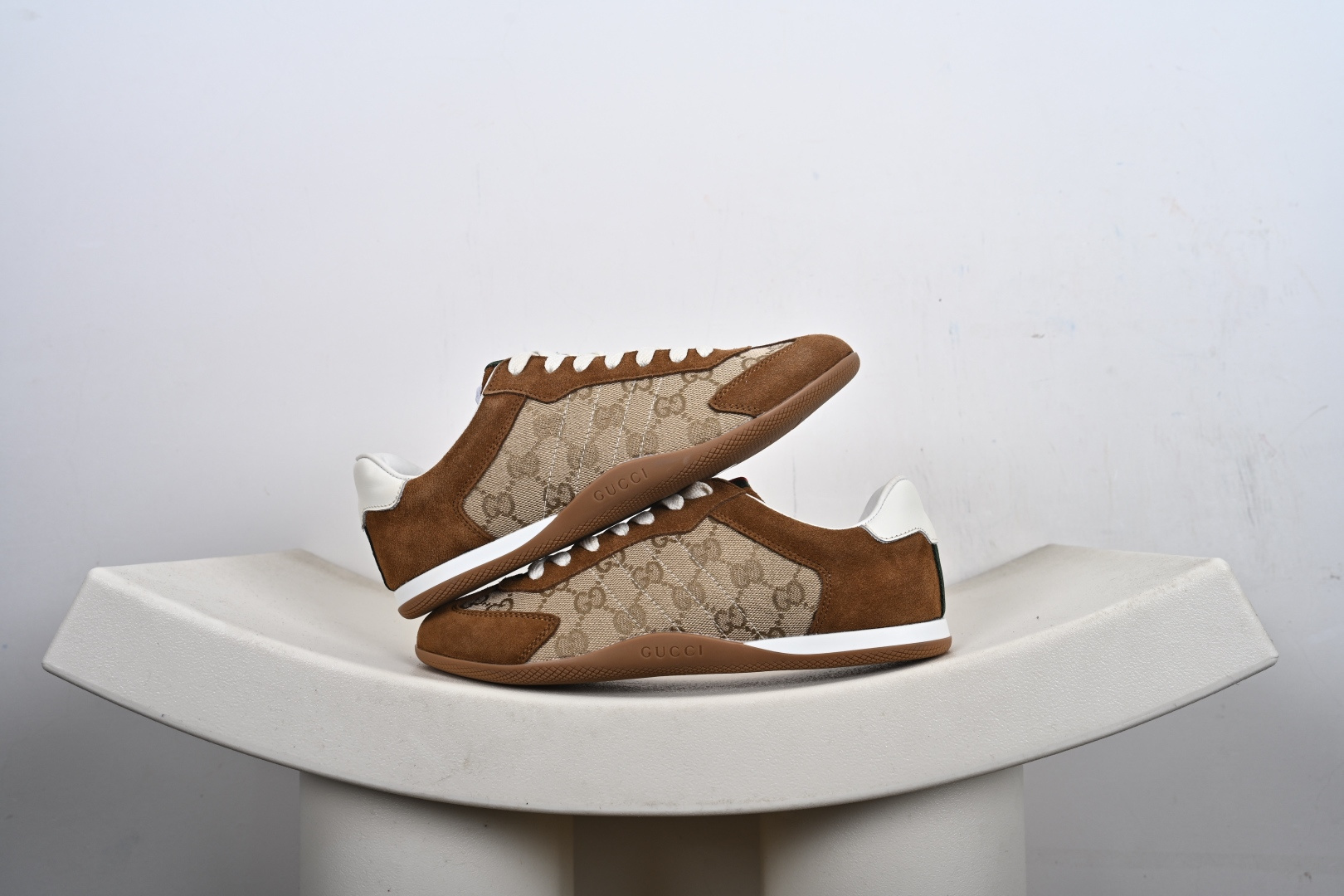 GUCCI古驰 Shift系带圆头休闲皮鞋-Top High Quatity Cheap Sneakers Fashion Clothing Clothes Bags handbags Shoes of all Brand wholesale With The best Quality And Beautiful Price from China Factory Chinese suppliers wholesaler seller GUCCI古驰 Shift系带圆头休闲皮鞋