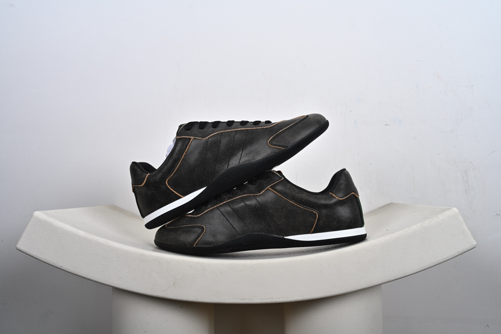 GUCCI古驰 Shift系带圆头休闲皮鞋-Top High Quatity Cheap Sneakers Fashion Clothing Clothes Bags handbags Shoes of all Brand wholesale With The best Quality And Beautiful Price from China Factory Chinese suppliers wholesaler seller GUCCI古驰 Shift系带圆头休闲皮鞋