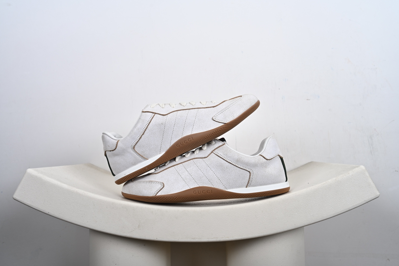GUCCI古驰 Shift系带圆头休闲皮鞋-Top High Quatity Cheap Sneakers Fashion Clothing Clothes Bags handbags Shoes of all Brand wholesale With The best Quality And Beautiful Price from China Factory Chinese suppliers wholesaler seller GUCCI古驰 Shift系带圆头休闲皮鞋