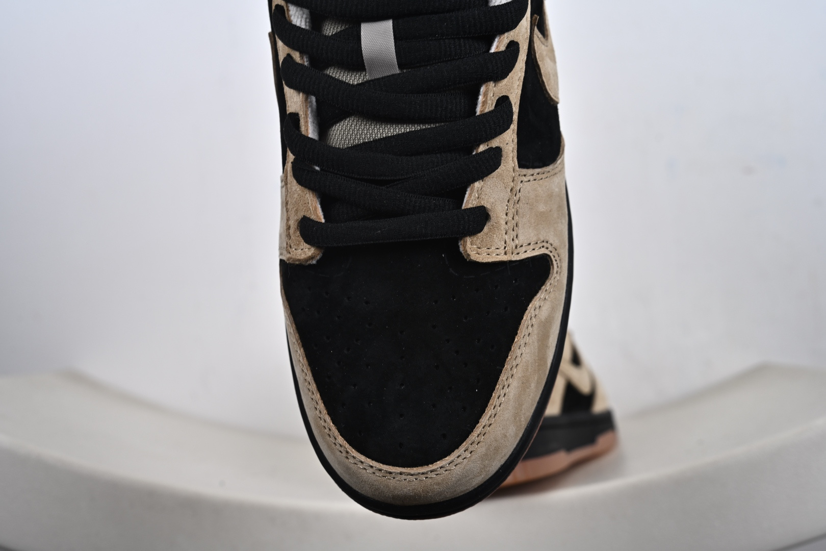 Nike SB Dunk Low“灰黑生胶” 低帮休闲板鞋 HJ0367-200
