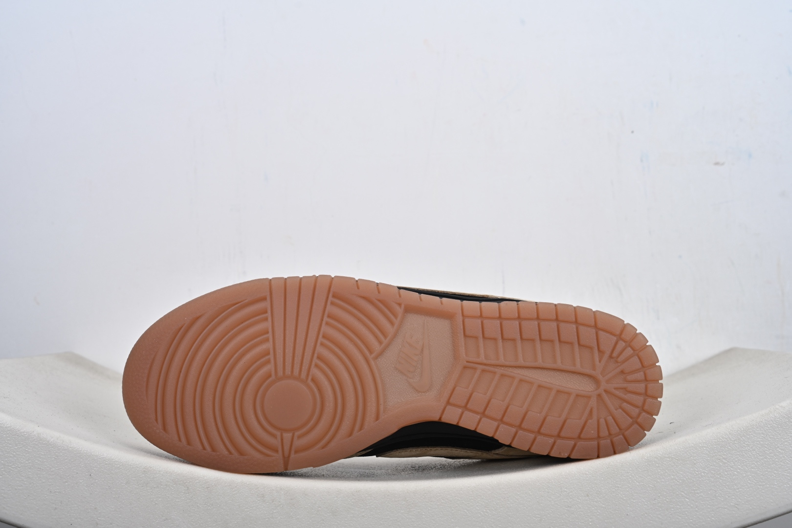 Nike SB Dunk Low“灰黑生胶” 低帮休闲板鞋 HJ0367-200