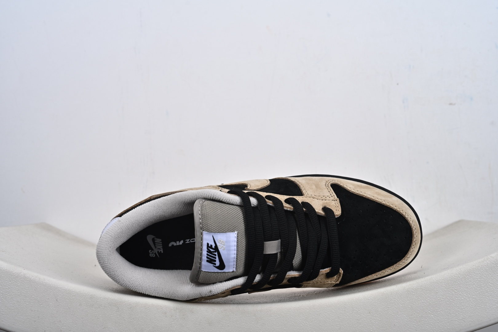 Nike SB Dunk Low“灰黑生胶” 低帮休闲板鞋 HJ0367-200
