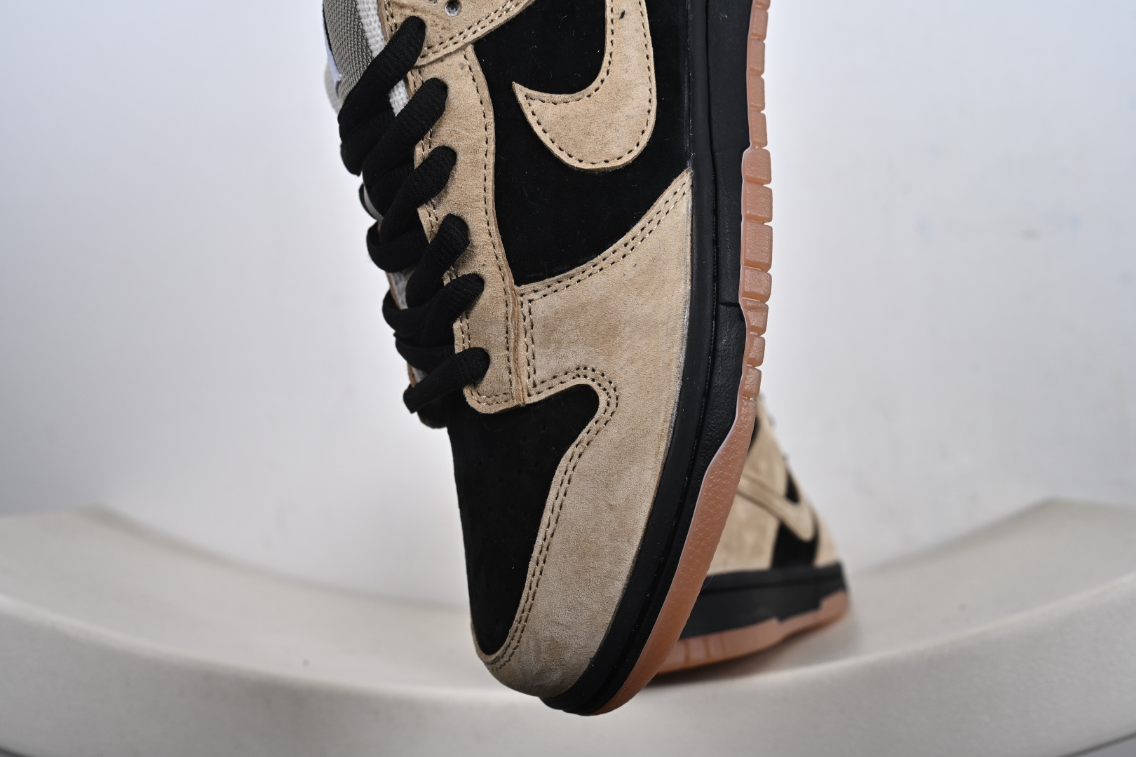 Nike SB Dunk Low“灰黑生胶” 低帮休闲板鞋 HJ0367-200