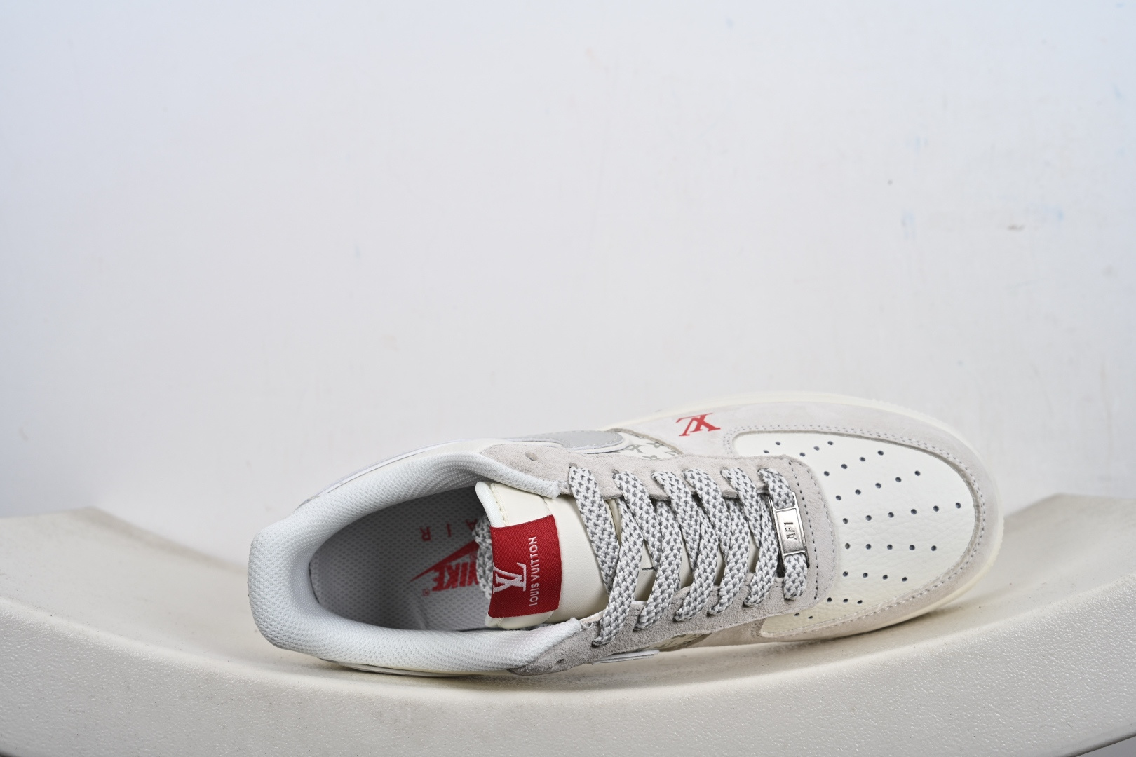 NIke Air Force 1 '07 Low 空军一号低帮 运动鞋 休闲鞋 KD6699-F05 NIke Air Force 1 '07 Low 空军一号低帮 运动鞋 休闲鞋 KD6699-F05