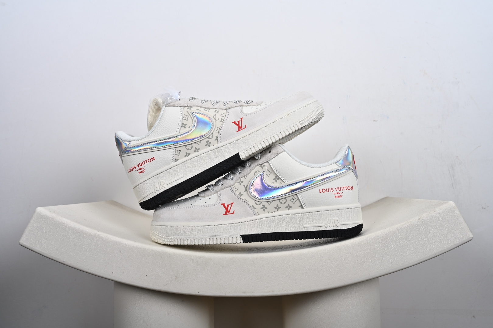 NIke Air Force 1 ’07 Low 空军一号低帮 运动鞋 休闲鞋 KD6699-F05 NIke Air Force 1 ’07 Low 空军一号低帮 运动鞋 休闲鞋 KD6699-F05