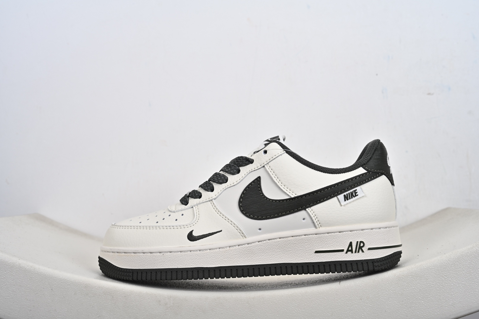 NIke Air Force 1 '07 Low 空军一号低帮 运动鞋 休闲鞋 SM6668-125