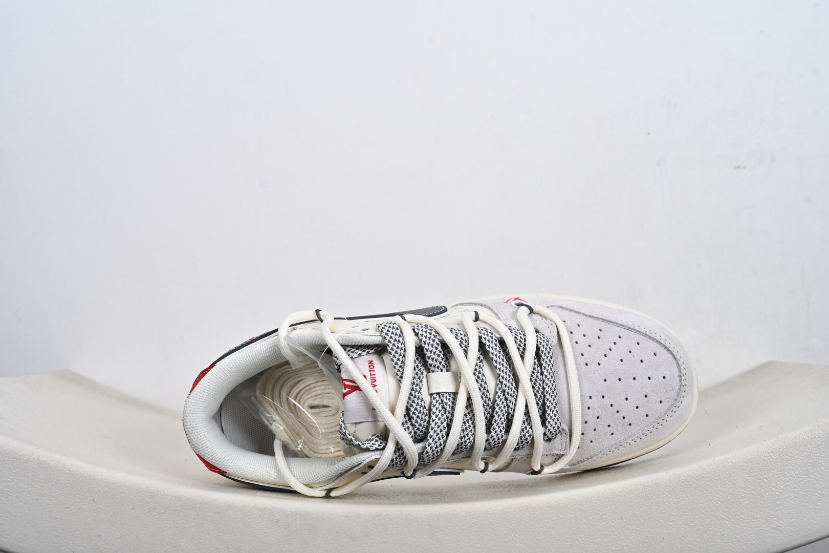 Nk SB Dunk Low 周年端高定制 低休帮闲板鞋 CX5050-Y51-Top High Quatity Cheap Sneakers Fashion Clothing Clothes Bags handbags Shoes of all Brand wholesale With The best Quality And Beautiful Price from China Factory Chinese suppliers wholesaler seller Nk SB Dunk Low 周年端高定制 低休帮闲板鞋 CX5050-Y51