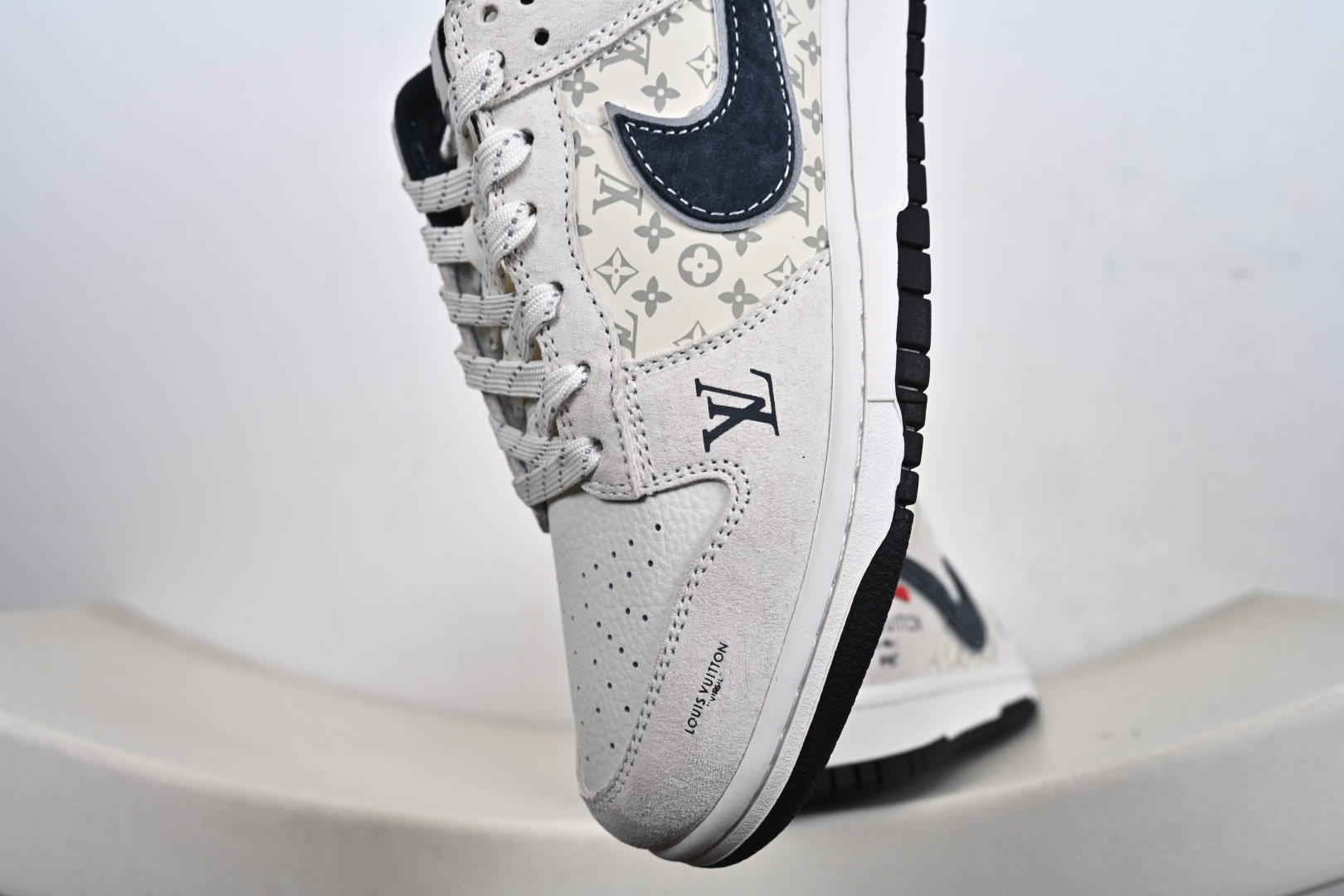 NK Dunk Low Retro ‘DIY高端定制’耐克 低帮休闲运动板鞋 KG6699-F03-Top High Quatity Cheap Sneakers Fashion Clothing Clothes Bags handbags Shoes of all Brand wholesale With The best Quality And Beautiful Price from China Factory Chinese suppliers wholesaler seller NK Dunk Low Retro ‘DIY高端定制’耐克 低帮休闲运动板鞋 KG6699-F03