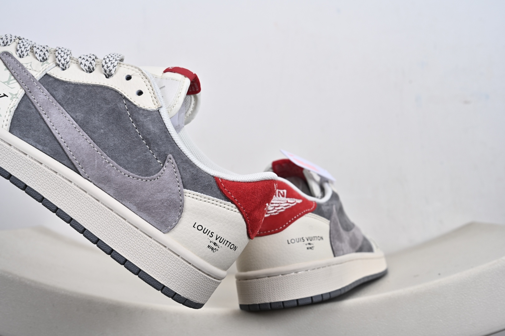 Air Jordan AJ1 Low X Louis Vuitton 低帮联名LV-灰白红尾 CX5050-Y58-Top High Quatity Cheap Sneakers Fashion Clothing Clothes Bags handbags Shoes of all Brand wholesale With The best Quality And Beautiful Price from China Factory Chinese suppliers wholesaler seller Air Jordan AJ1 Low X Louis Vuitton 低帮联名LV-灰白红尾 CX5050-Y58