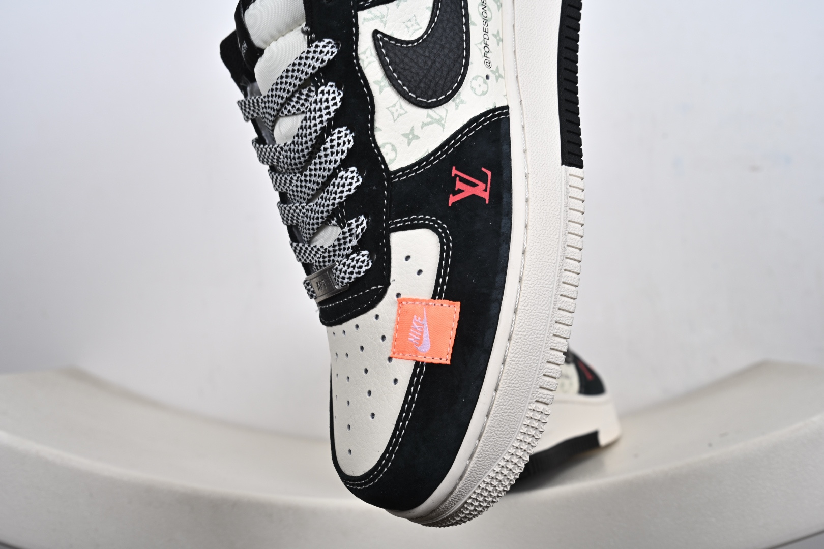 NK Air Force 1 '07 Low “L联名——米黑印花橙标 ”空军一号 低帮 运动鞋 休闲鞋 CX5050-Y41-Top High Quatity Cheap Sneakers Fashion Clothing Clothes Bags handbags Shoes of all Brand wholesale With The best Quality And Beautiful Price from China Factory Chinese suppliers wholesaler seller NK Air Force 1 '07 Low “L联名——米黑印花橙标 ”空军一号 低帮 运动鞋 休闲鞋 CX5050-Y41