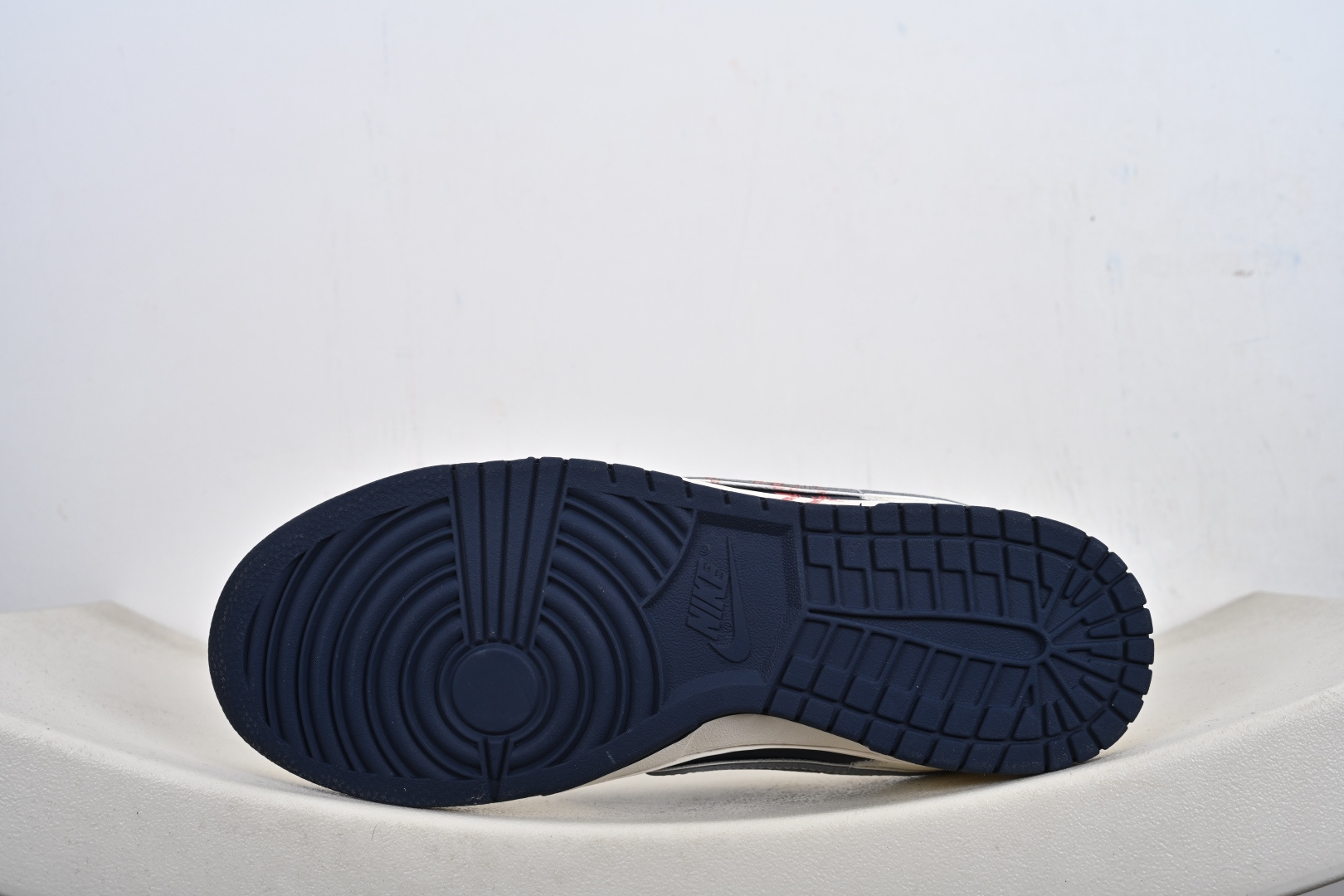 2026年新款限量发售 Nike SB Dunk Low“ 马年限定—汗血宝马” 周年高端定制 低帮休闲板鞋 SD6888-107-Top High Quatity Cheap Sneakers Fashion Clothing Clothes Bags handbags Shoes of all Brand wholesale With The best Quality And Beautiful Price from China Factory Chinese suppliers wholesaler seller 2026年新款限量发售 Nike SB Dunk Low“ 马年限定—汗血宝马” 周年高端定制 低帮休闲板鞋 SD6888-107