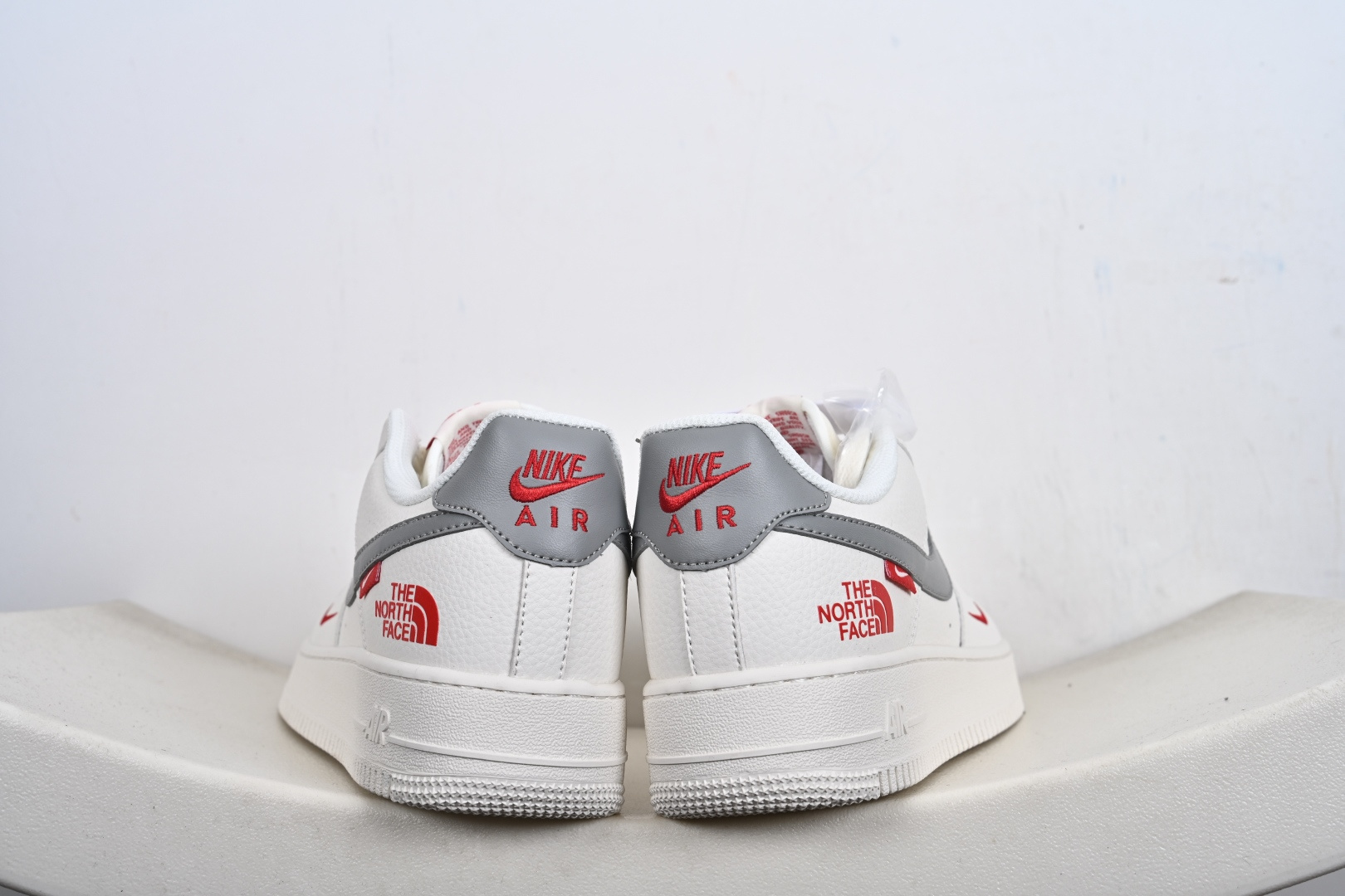 NIke AIR FORCE1‘O7 LX 联名款 空一军号 低帮 运动鞋 休闲鞋 MM3399-802