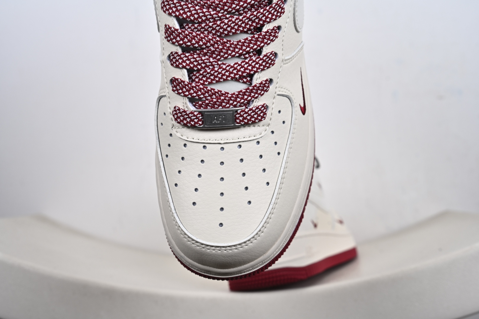 Nike Air Force 1‘07 Low 酒红三勾 空军一号低帮闲休板鞋 JP2026-106-Top High Quatity Cheap Sneakers Fashion Clothing Clothes Bags handbags Shoes of all Brand wholesale With The best Quality And Beautiful Price from China Factory Chinese suppliers wholesaler seller Nike Air Force 1‘07 Low 酒红三勾 空军一号低帮闲休板鞋 JP2026-106