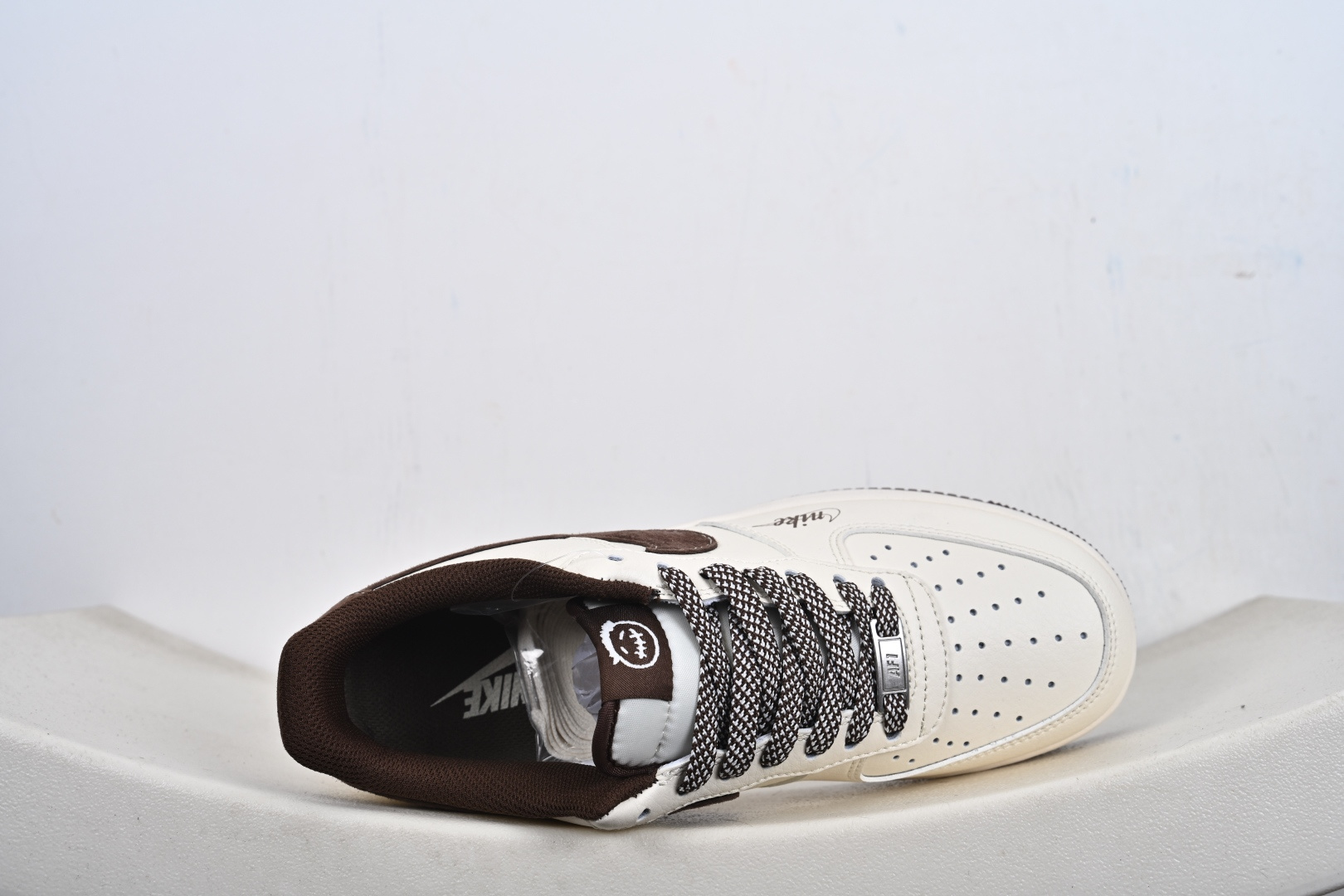 Air Force 1'07 Low 联名款 空军一号低帮休闲板鞋 XD9314-614-Top High Quatity Cheap Sneakers Fashion Clothing Clothes Bags handbags Shoes of all Brand wholesale With The best Quality And Beautiful Price from China Factory Chinese suppliers wholesaler seller Air Force 1'07 Low 联名款 空军一号低帮休闲板鞋 XD9314-614