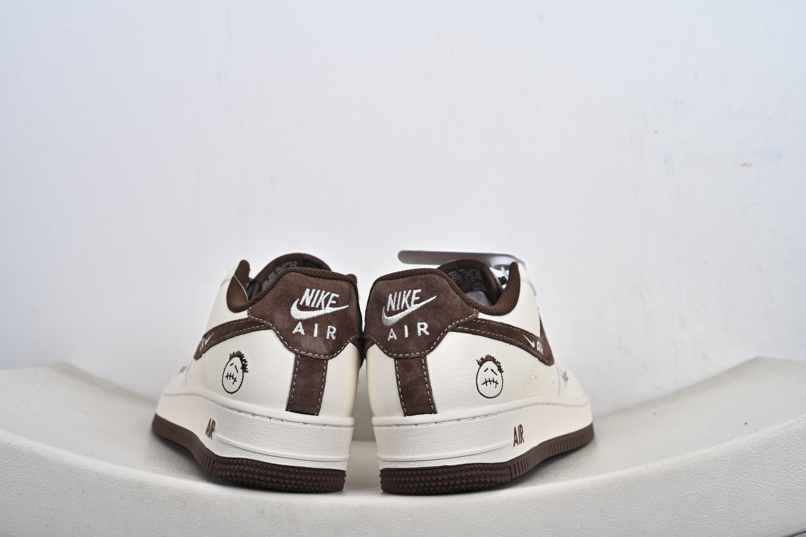 Air Force 1'07 Low 联名款 空军一号低帮休闲板鞋 XD9314-614-Top High Quatity Cheap Sneakers Fashion Clothing Clothes Bags handbags Shoes of all Brand wholesale With The best Quality And Beautiful Price from China Factory Chinese suppliers wholesaler seller Air Force 1'07 Low 联名款 空军一号低帮休闲板鞋 XD9314-614