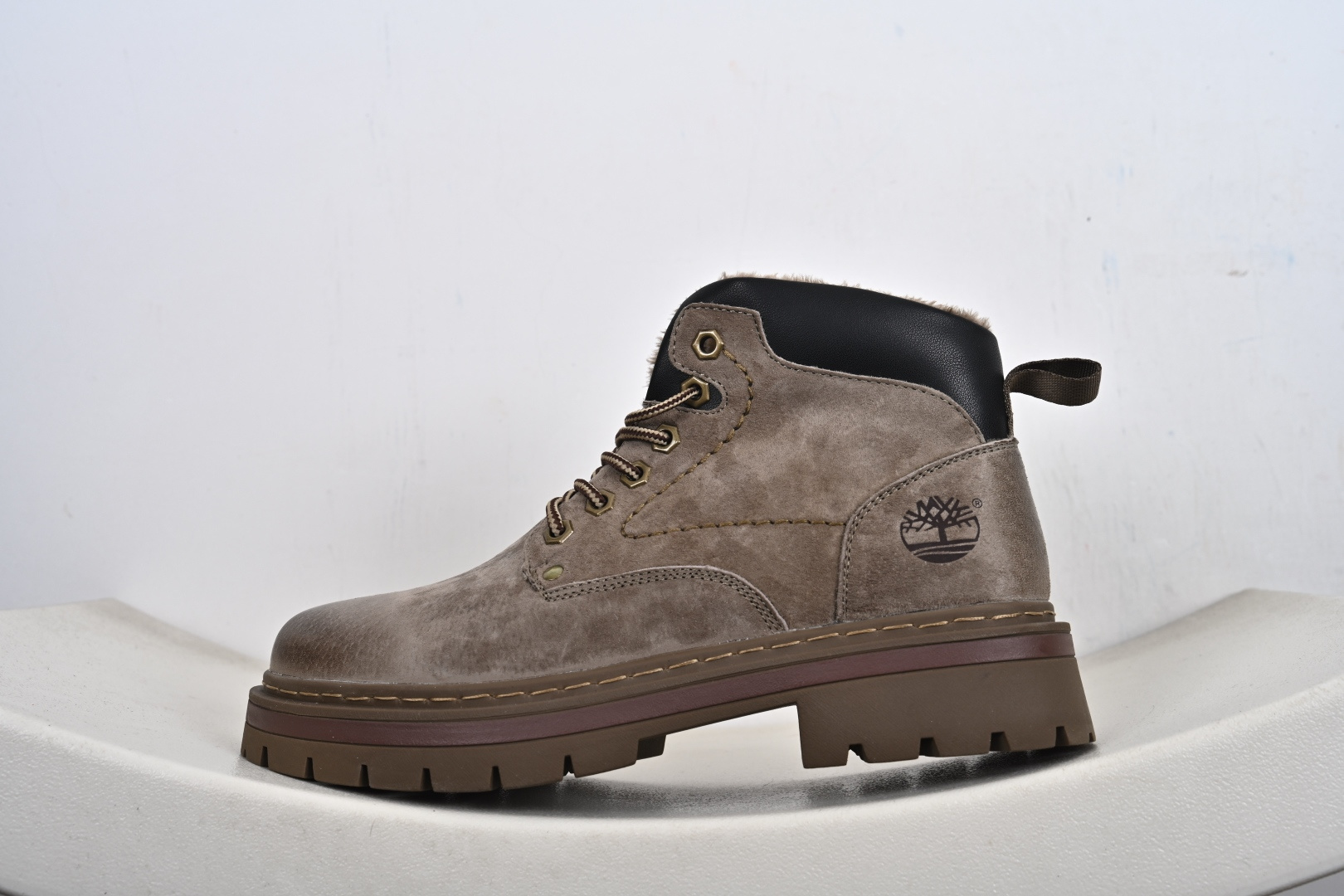 Timberland添柏岚/天伯伦加绒 户外中帮休闲大黄靴 TB10039M-Top High Quatity Cheap Sneakers Fashion Clothing Clothes Bags handbags Shoes of all Brand wholesale With The best Quality And Beautiful Price from China Factory Chinese suppliers wholesaler seller Timberland添柏岚/天伯伦加绒 户外中帮休闲大黄靴 TB10039M