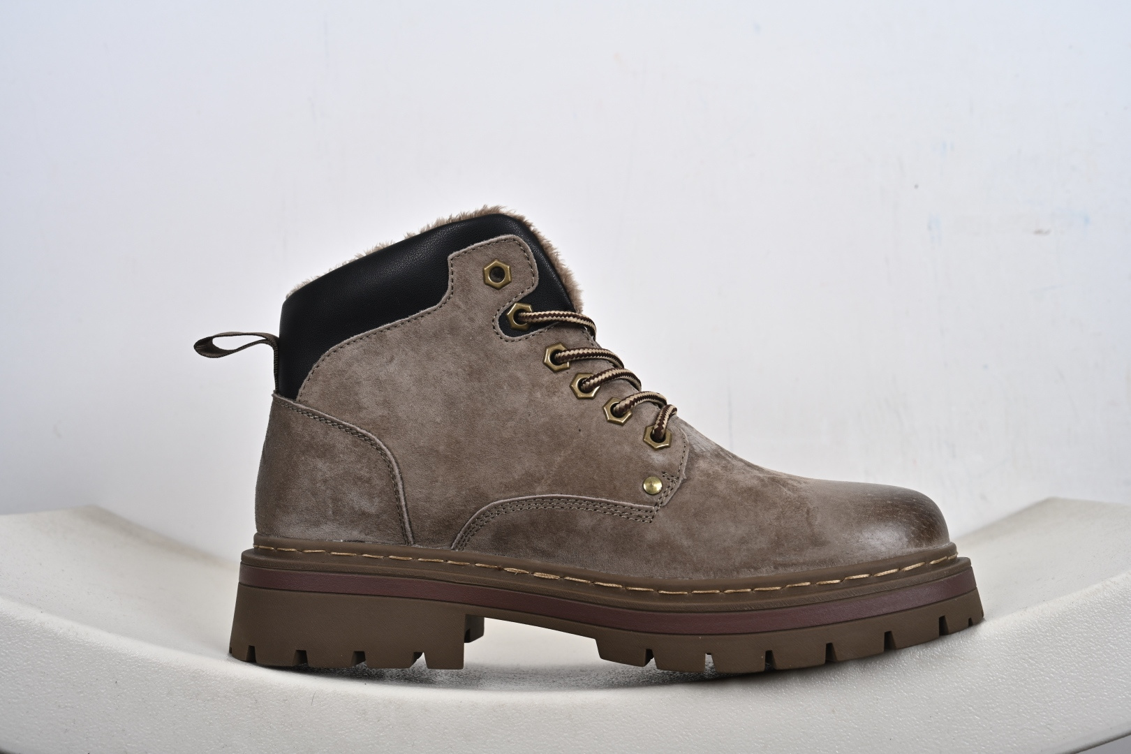 Timberland添柏岚/天伯伦加绒 户外中帮休闲大黄靴 TB10039M-Top High Quatity Cheap Sneakers Fashion Clothing Clothes Bags handbags Shoes of all Brand wholesale With The best Quality And Beautiful Price from China Factory Chinese suppliers wholesaler seller Timberland添柏岚/天伯伦加绒 户外中帮休闲大黄靴 TB10039M