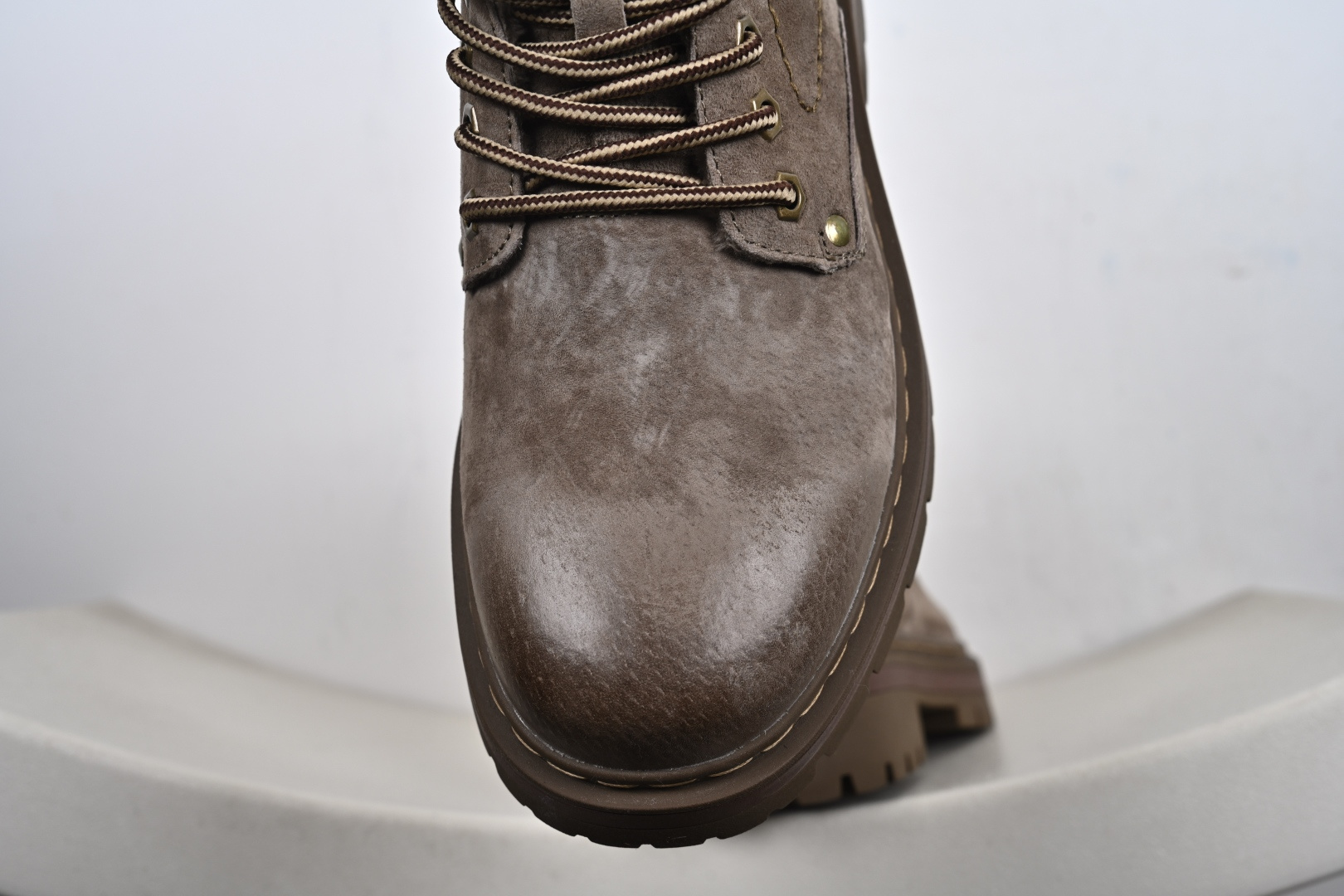 Timberland添柏岚/天伯伦加绒 户外中帮休闲大黄靴 TB10039M-Top High Quatity Cheap Sneakers Fashion Clothing Clothes Bags handbags Shoes of all Brand wholesale With The best Quality And Beautiful Price from China Factory Chinese suppliers wholesaler seller Timberland添柏岚/天伯伦加绒 户外中帮休闲大黄靴 TB10039M