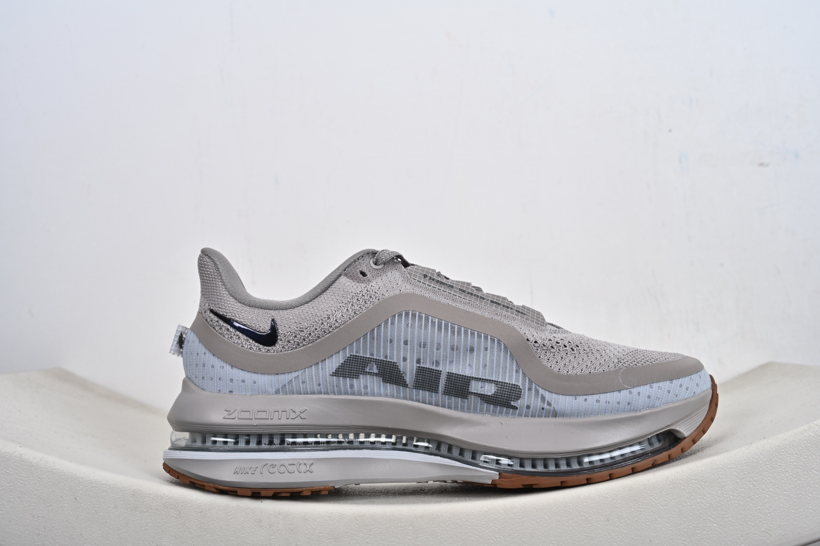 NIKE PEGASUS PREMIUM 耐克 新气款垫缓震休跑闲步鞋 Pegasus Premium 搭载了 HQ2592-010-Top High Quatity Cheap Sneakers Fashion Clothing Clothes Bags handbags Shoes of all Brand wholesale With The best Quality And Beautiful Price from China Factory Chinese suppliers wholesaler seller NIKE PEGASUS PREMIUM 耐克 新气款垫缓震休跑闲步鞋 Pegasus Premium 搭载了 HQ2592-010